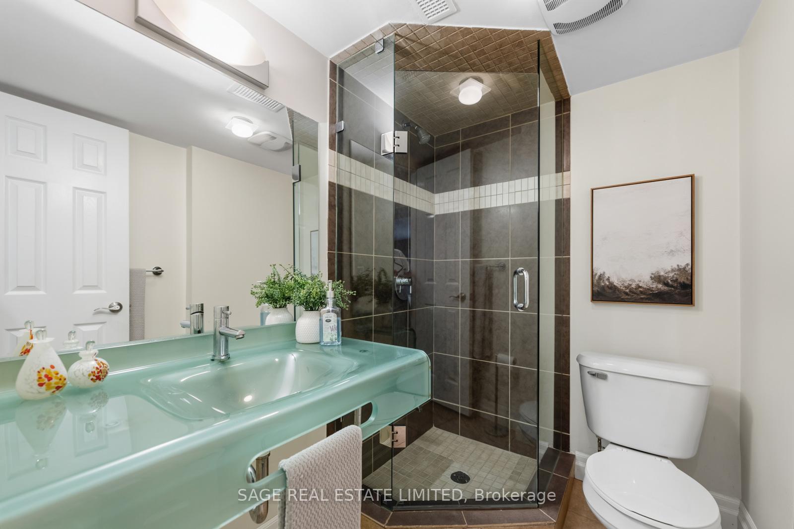 Photo 35 of 50 Northampton Drive, Etobicoke, Islington-City Centre West — HOMEH