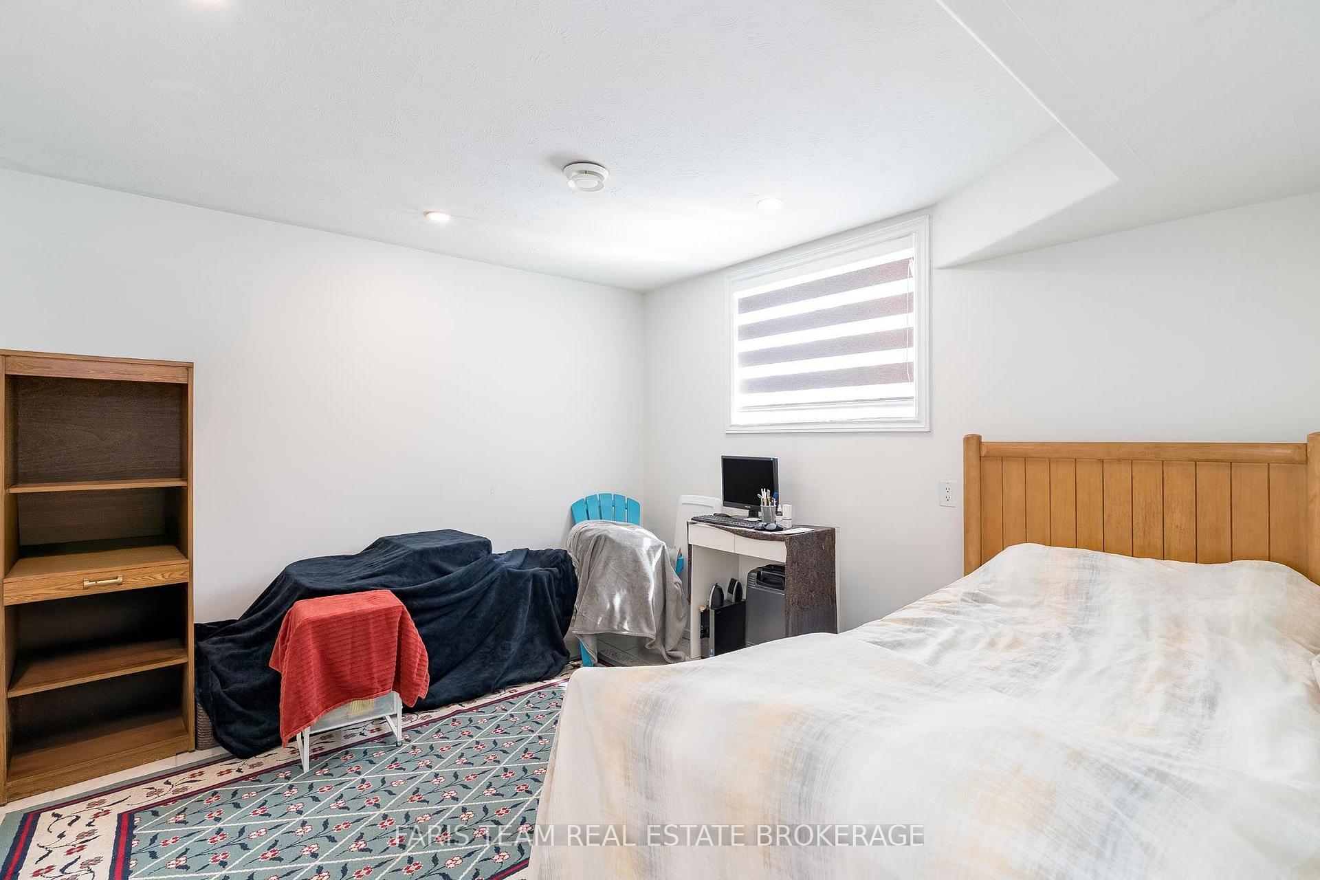 Photo 35 of 2 Vanessa Drive, Orillia — HOMEH