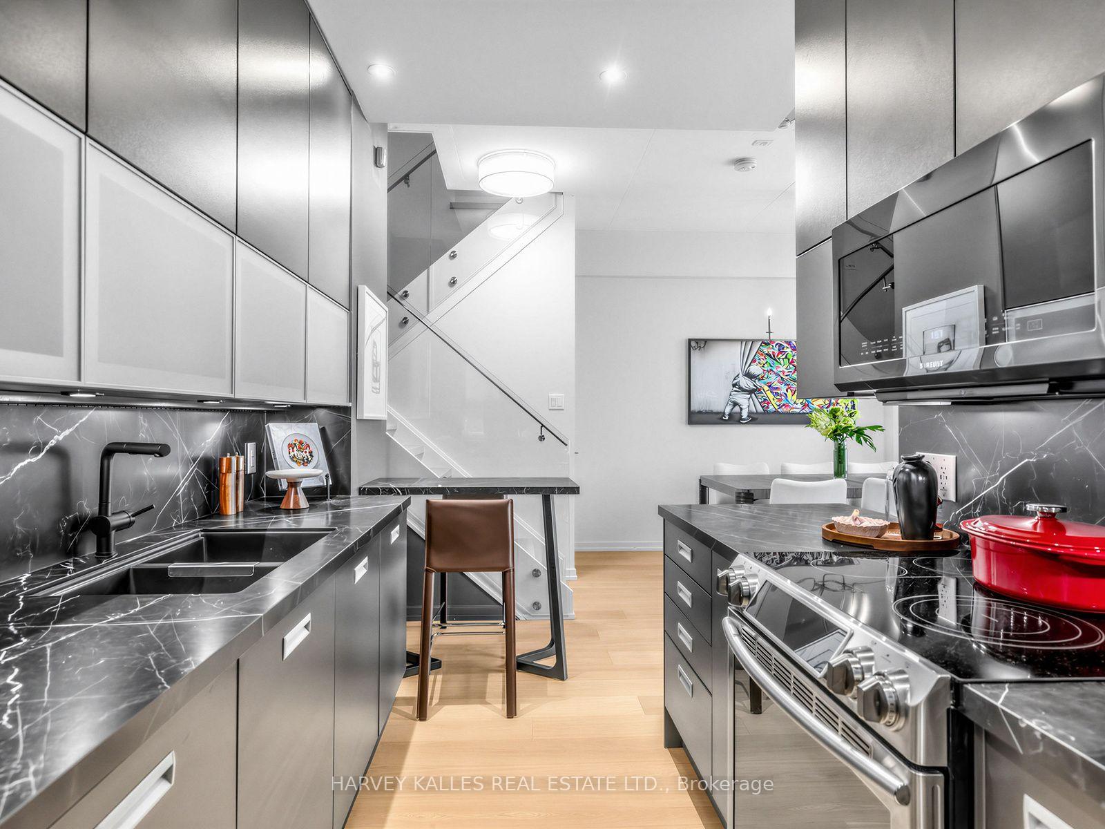 Photo 7 of Unit 106, 380 Macpherson Avenue, Toronto, Casa Loma — HOMEH