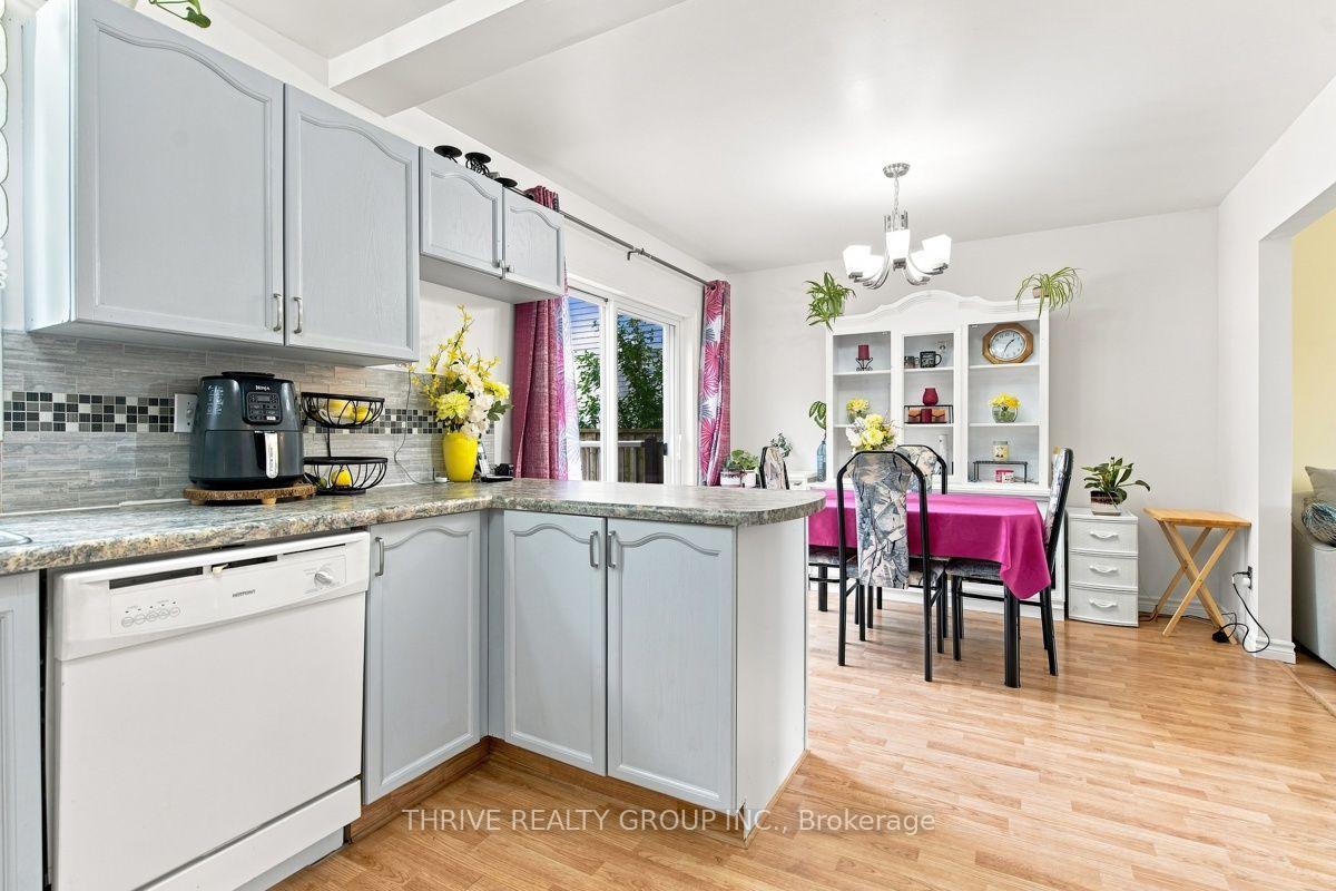 Photo 8 of 1 Tanner Drive, London, East P — HOMEH