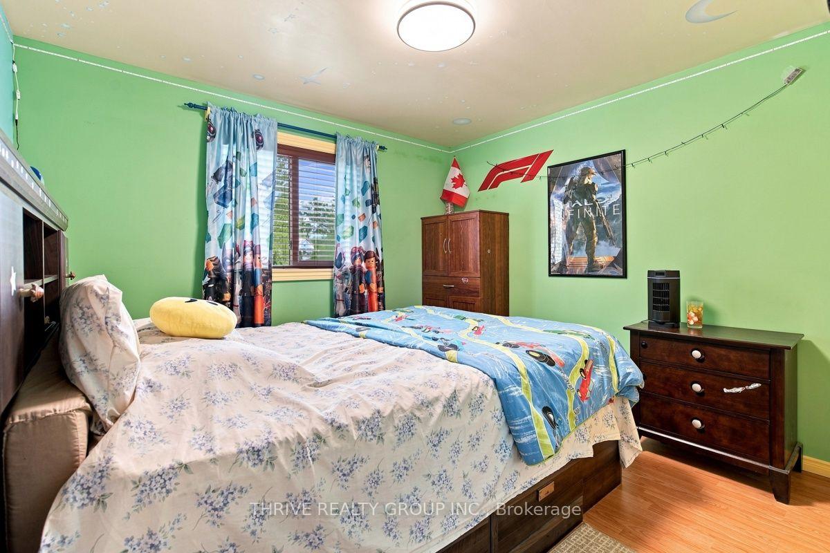 Photo 18 of 1 Tanner Drive, London, East P — HOMEH
