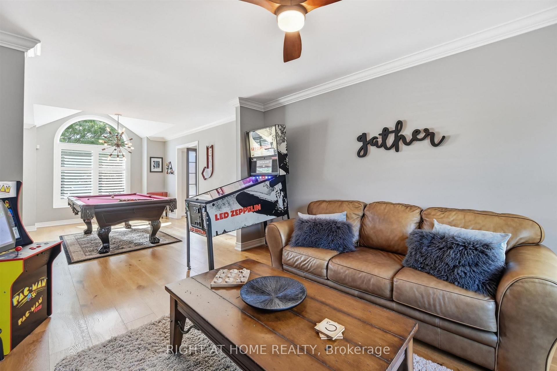 Photo 18 of 509 Larkspur Lane, Burlington, Bayview — HOMEH