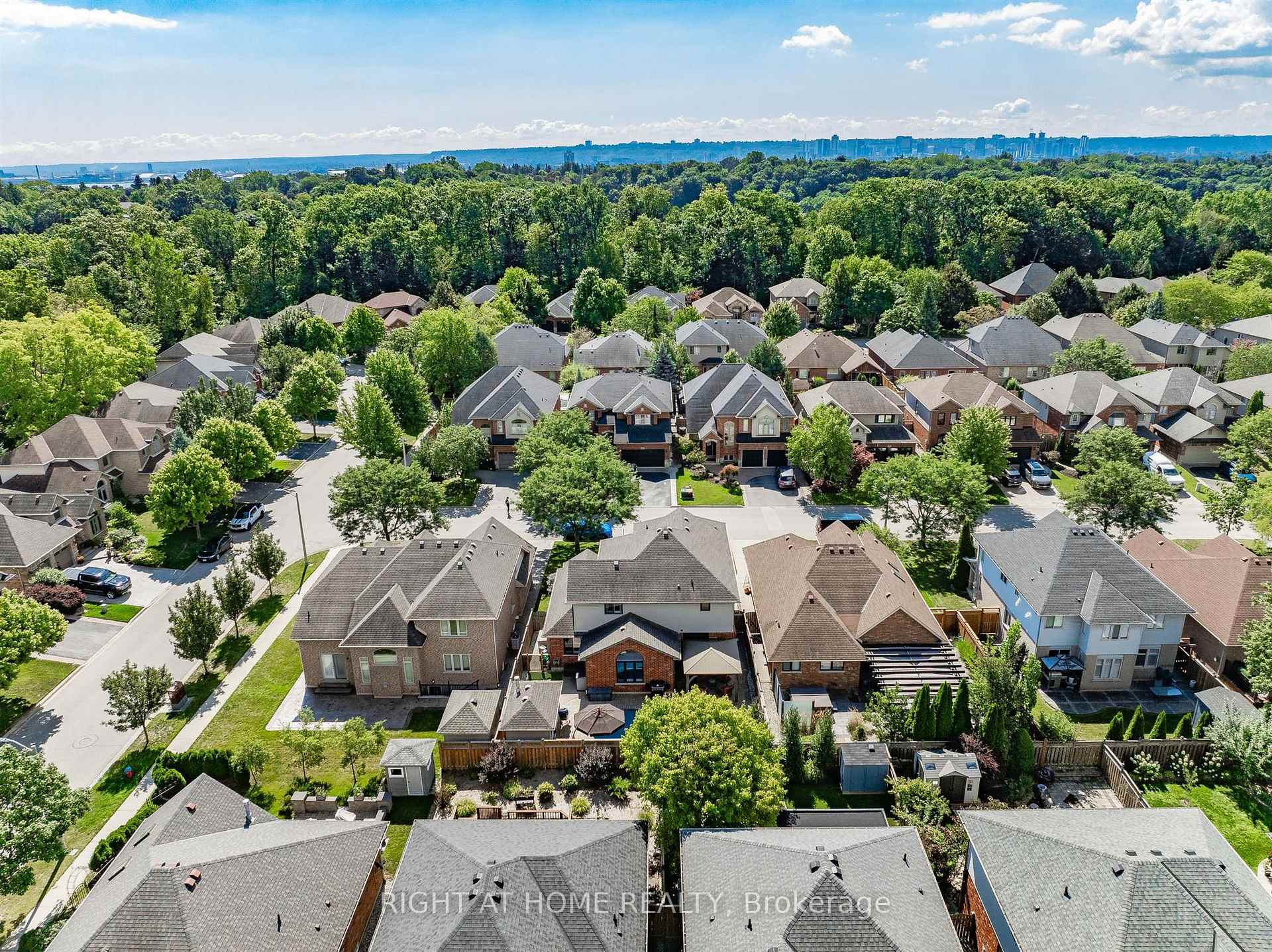Photo 52 of 509 Larkspur Lane, Burlington, Bayview — HOMEH