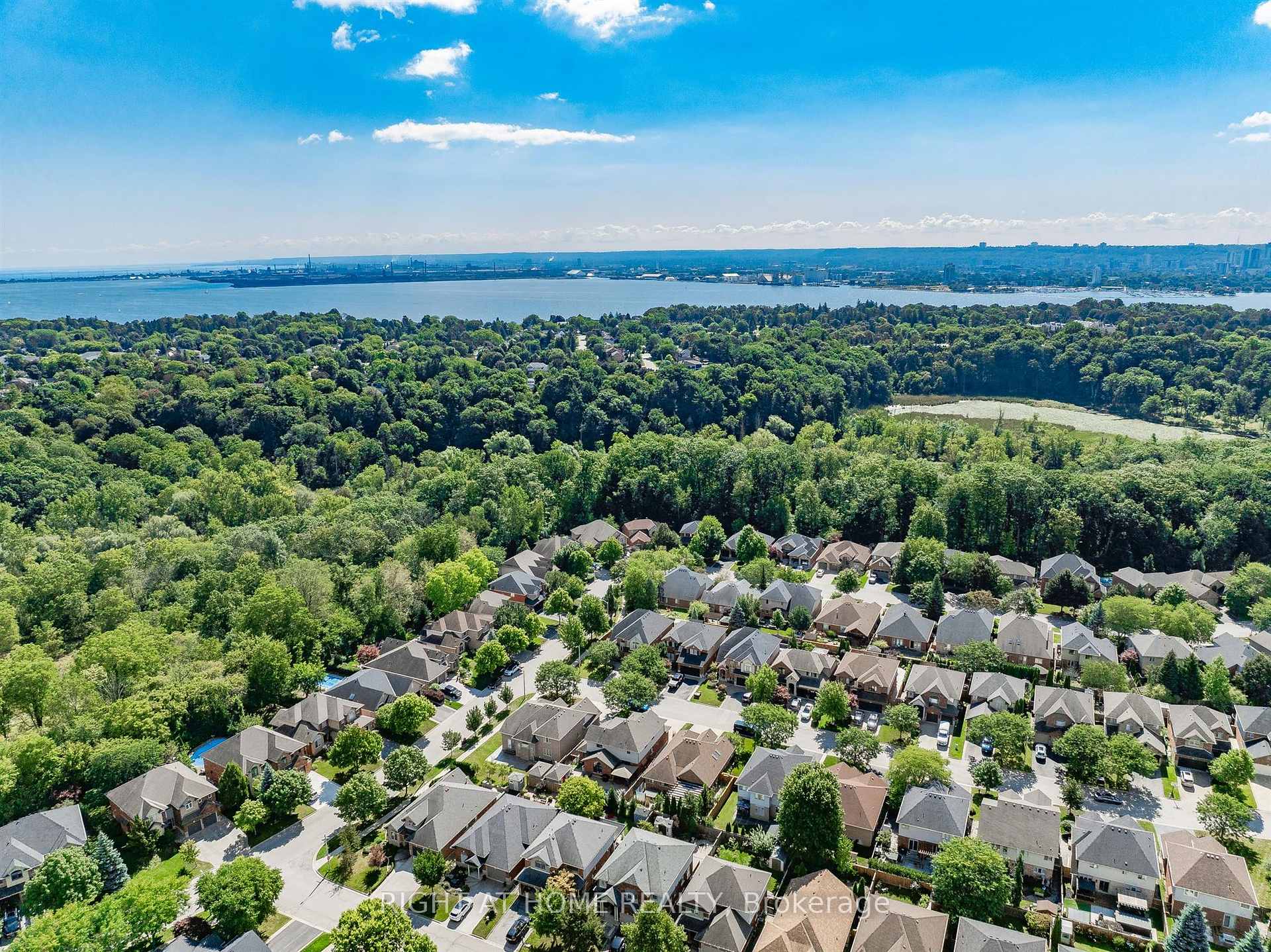Photo 54 of 509 Larkspur Lane, Burlington, Bayview — HOMEH