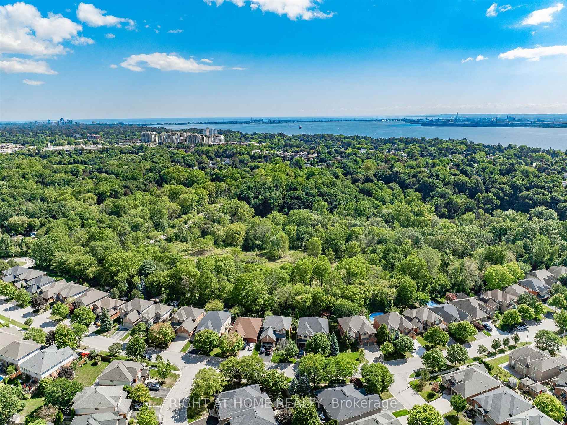 Photo 55 of 509 Larkspur Lane, Burlington, Bayview — HOMEH