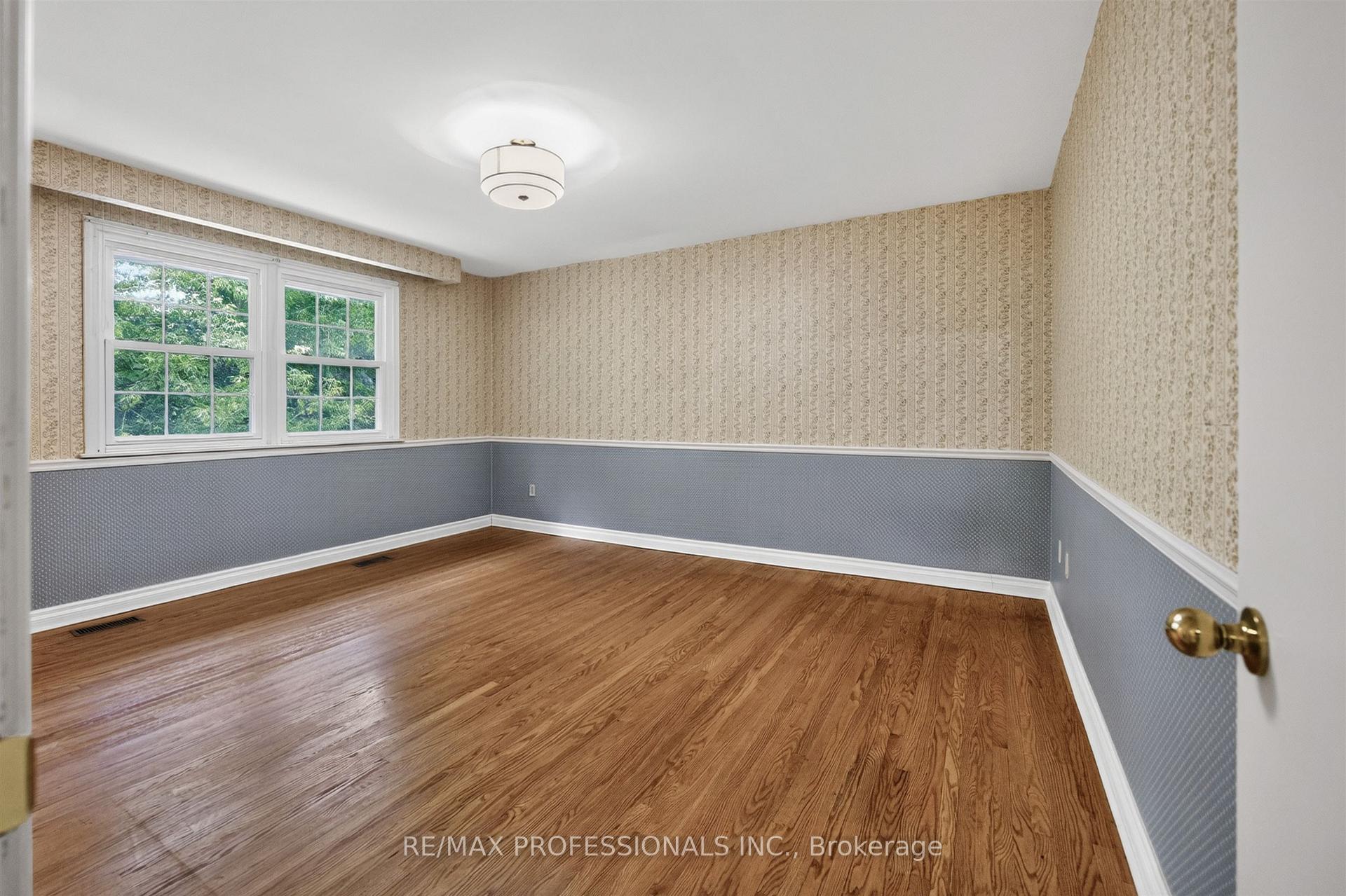 Photo 15 of 24 Billy Joel Crescent, Markham, Markham Village — HOMEH