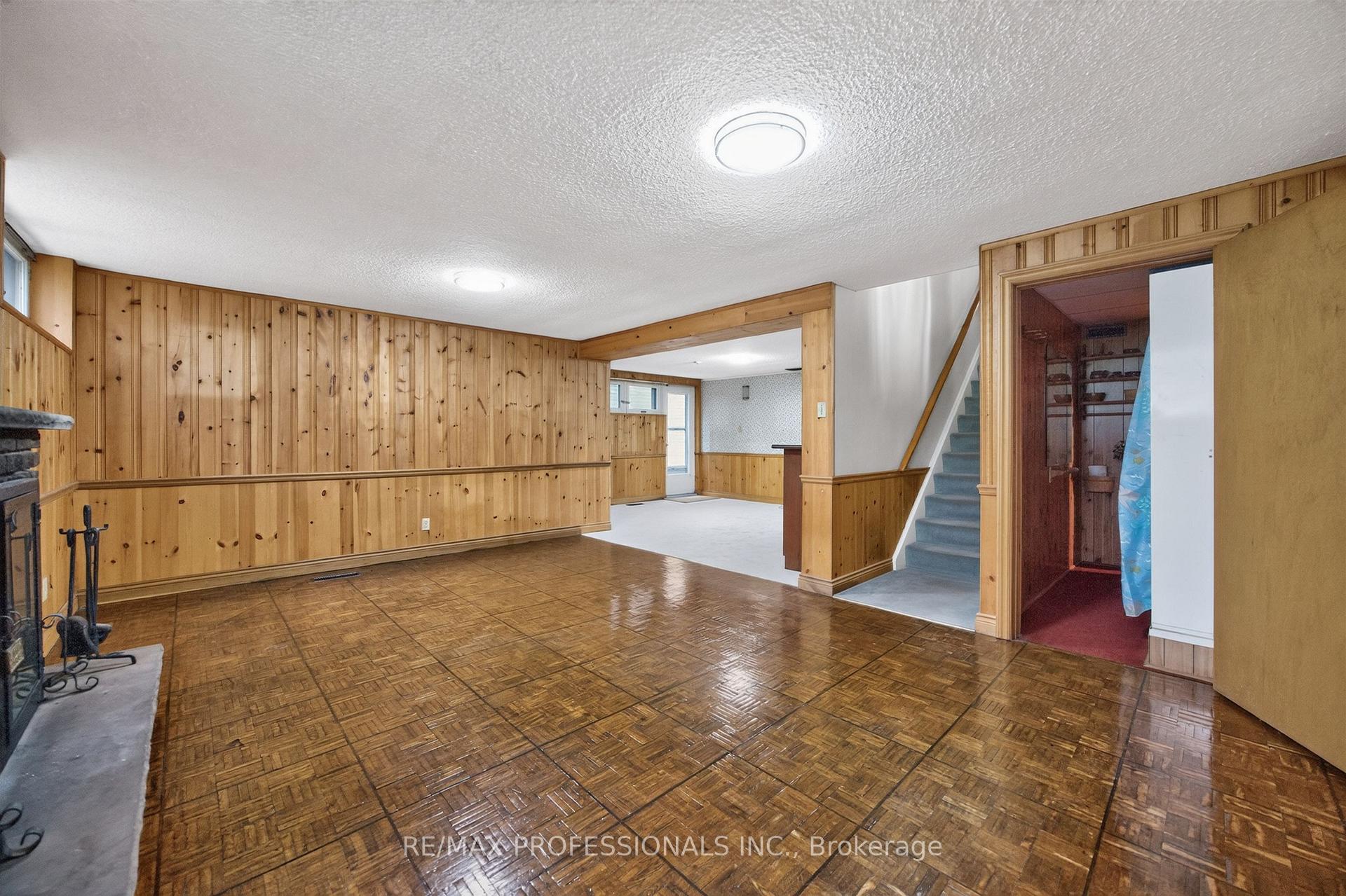 Photo 37 of 24 Billy Joel Crescent, Markham, Markham Village — HOMEH