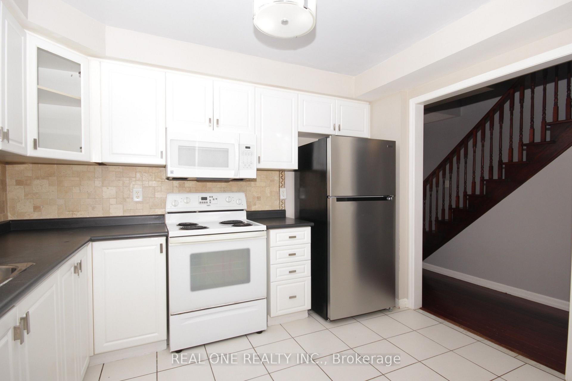 Photo 9 of 12 Bonello Crescent, Whitby, Taunton North — HOMEH