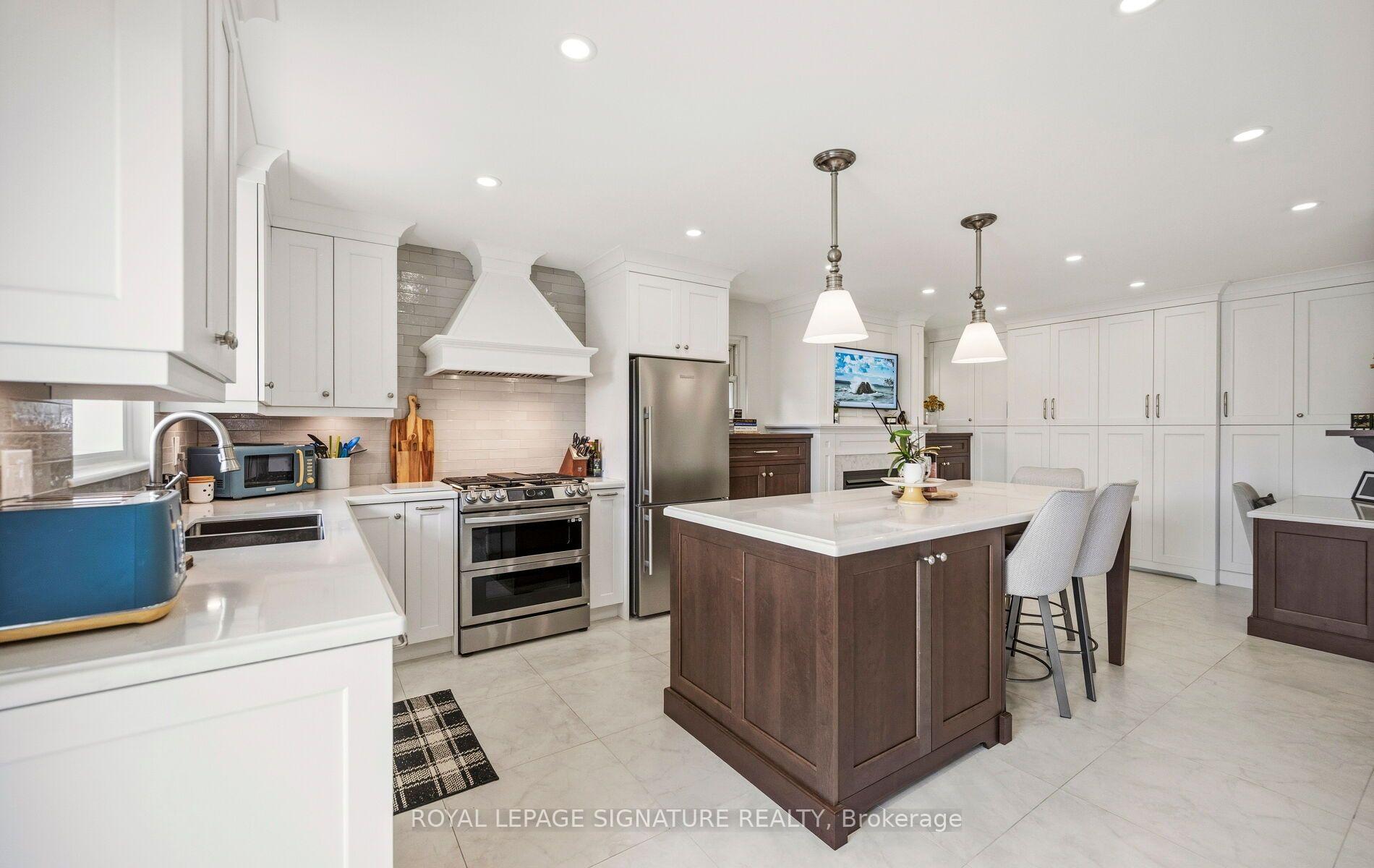 Photo 8 of 1892 Beechknoll Avenue, Mississauga, Rathwood — HOMEH