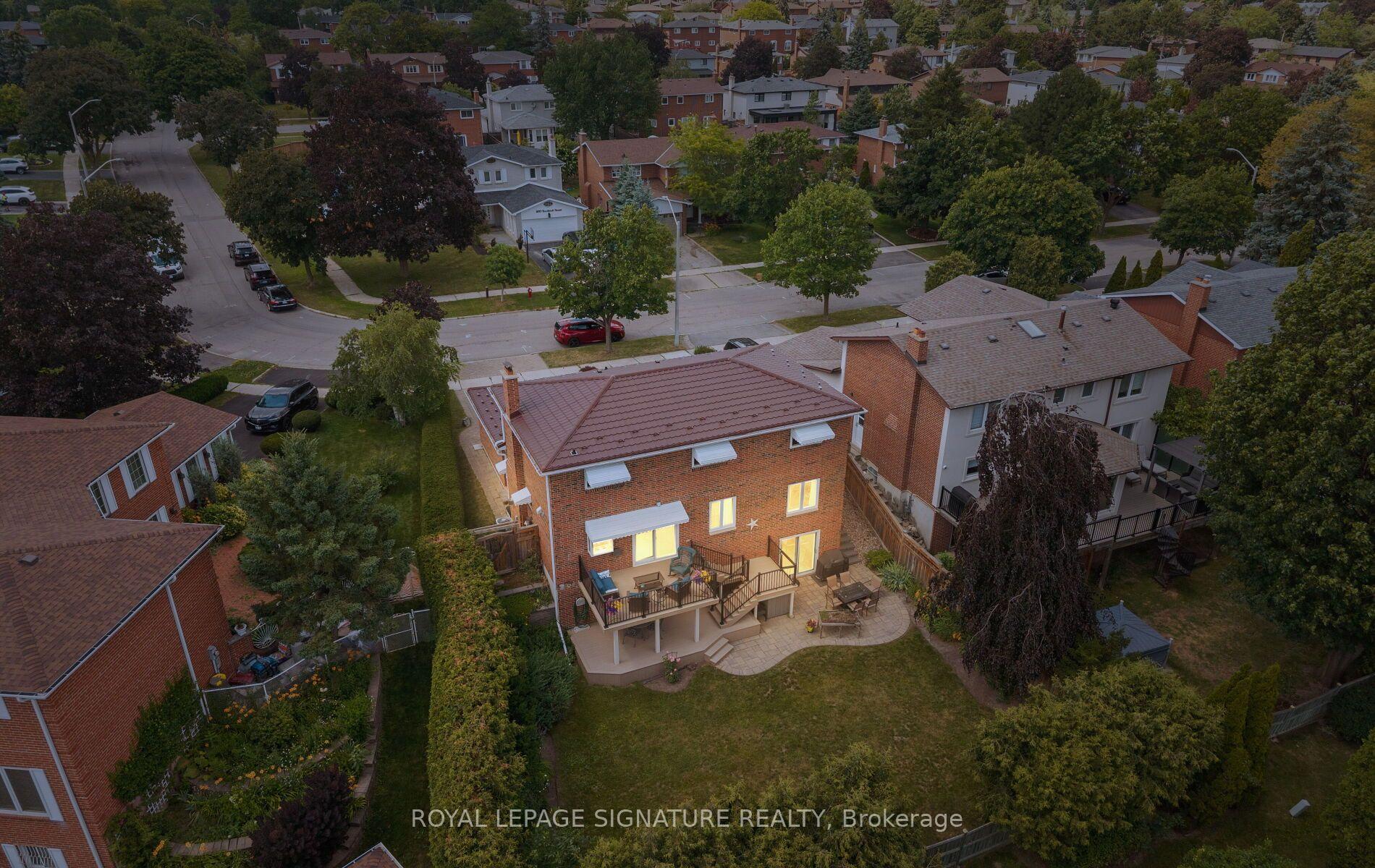 Photo 39 of 1892 Beechknoll Avenue, Mississauga, Rathwood — HOMEH