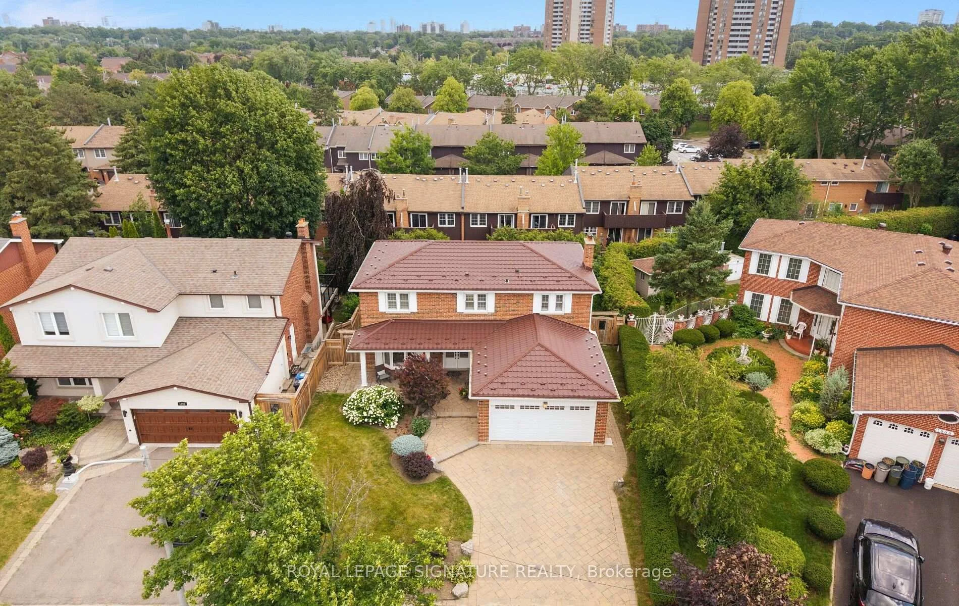 Photo 1 of 1892 Beechknoll Avenue, Mississauga, Rathwood — HOMEH