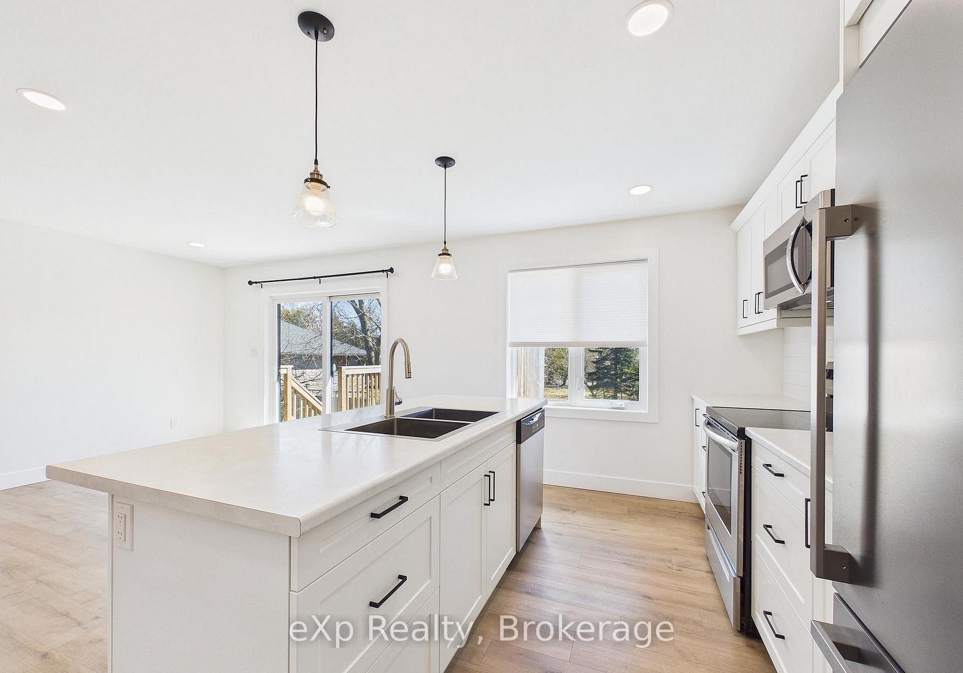 Photo 5 of 1085 Sutton Street, Kincardine — HOMEH