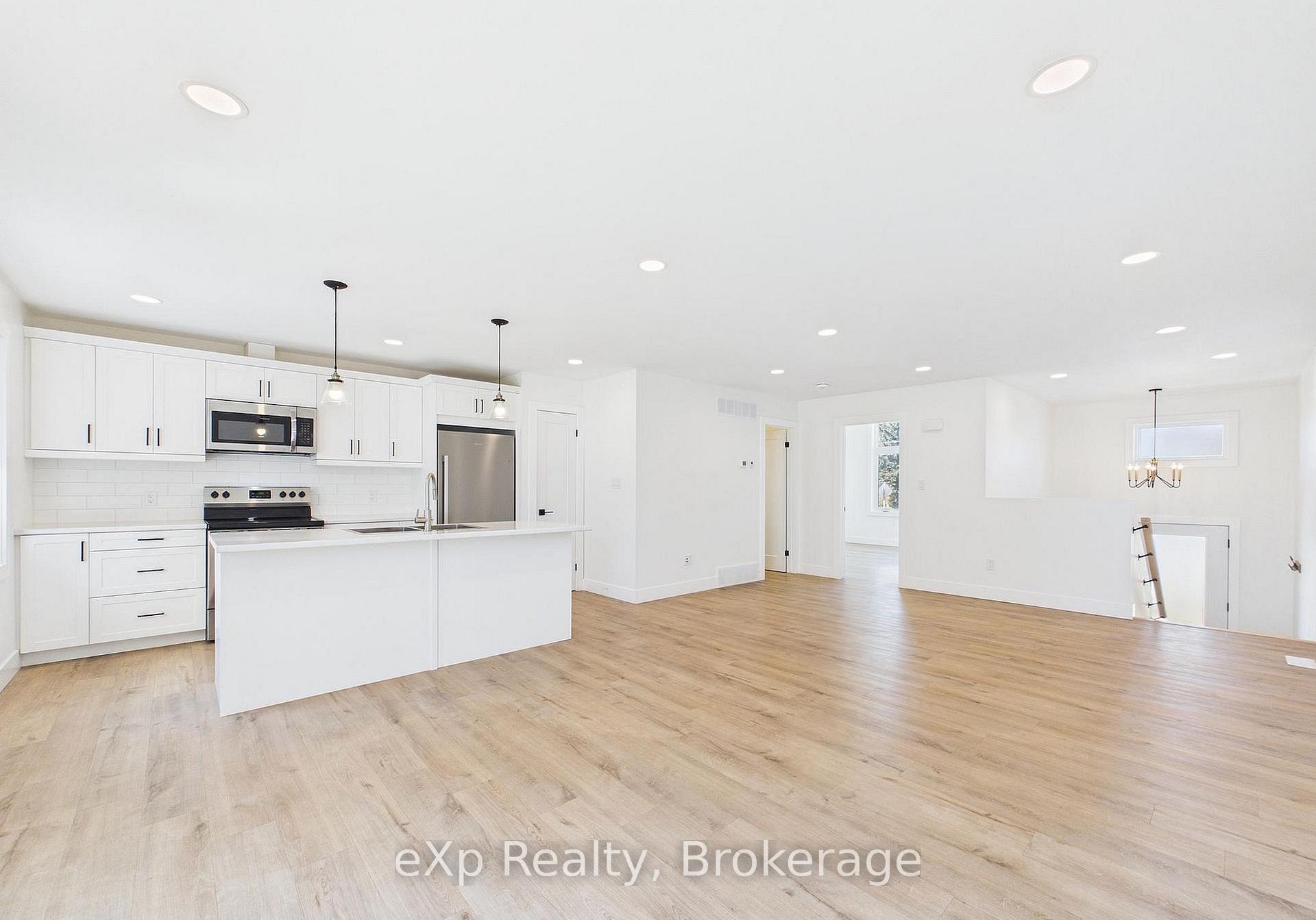 Photo 11 of 1085 Sutton Street, Kincardine — HOMEH