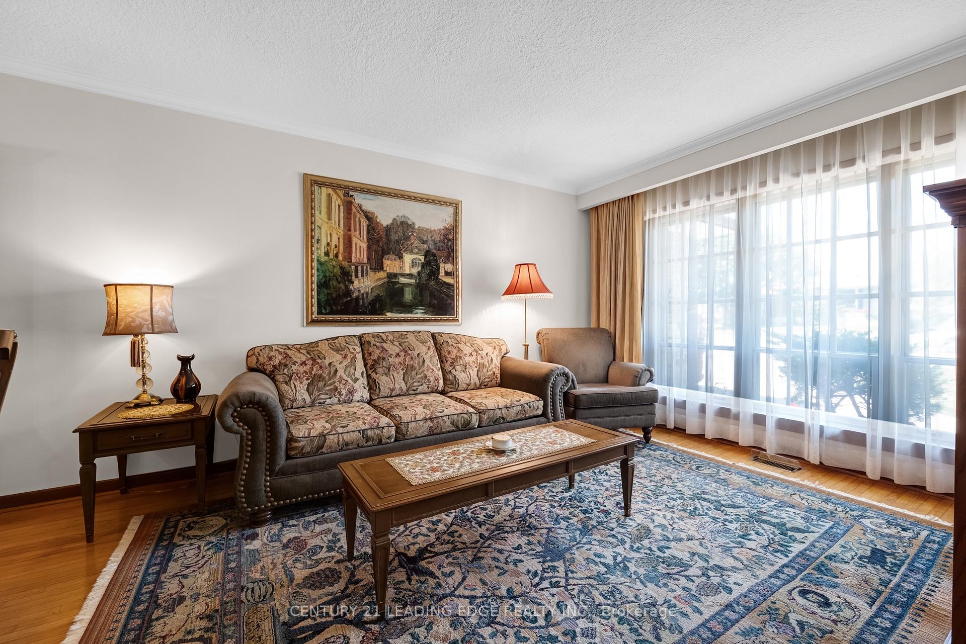 Photo 7 of 47 Shendale Drive, Etobicoke, Elms-Old Rexdale — HOMEH