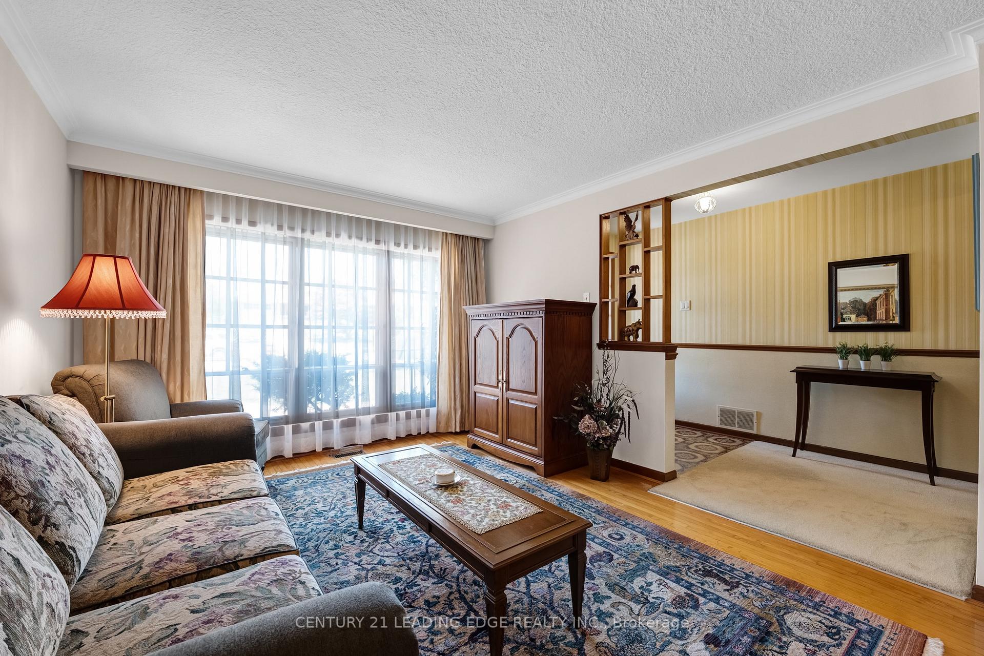 Photo 10 of 47 Shendale Drive, Etobicoke, Elms-Old Rexdale — HOMEH