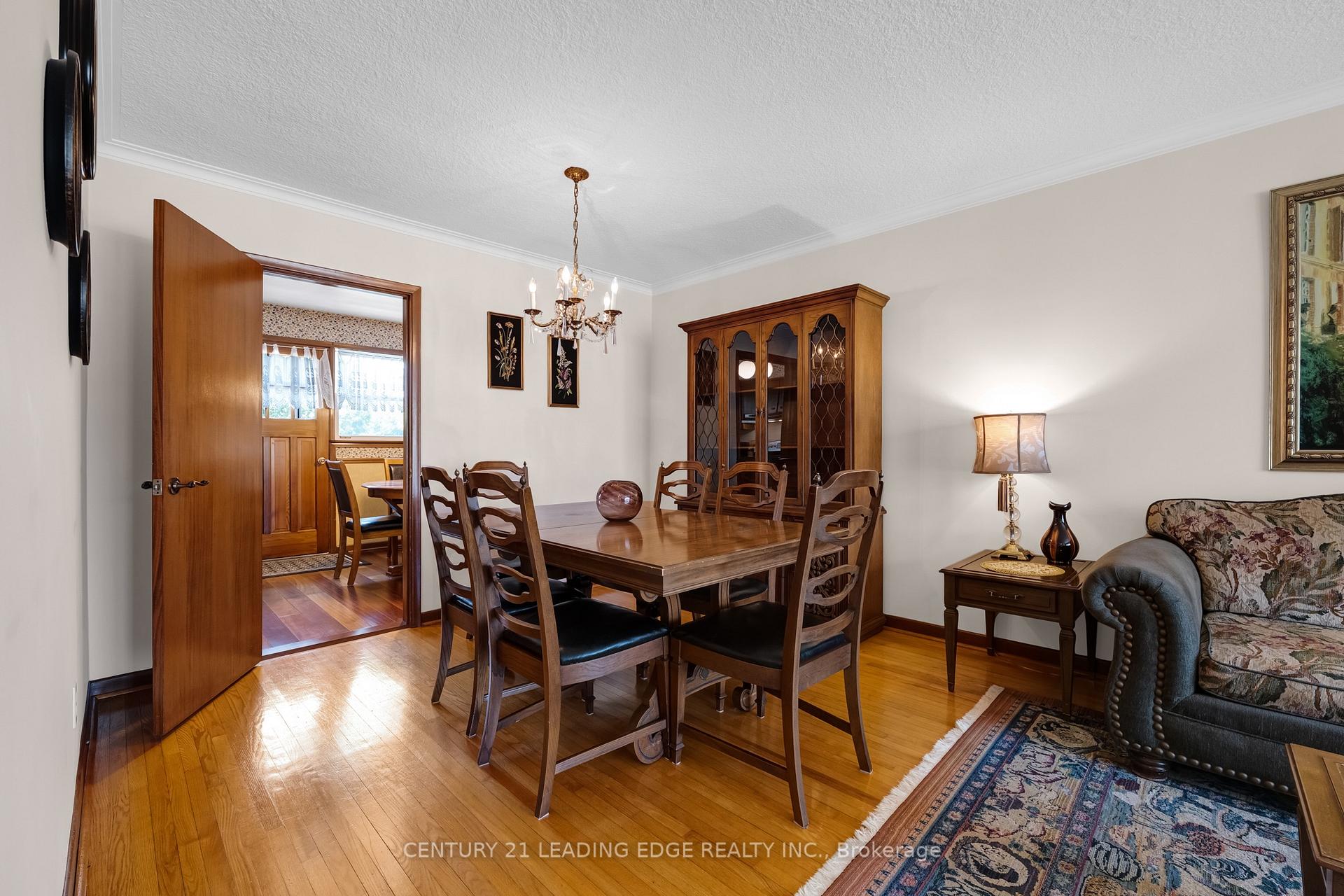 Photo 11 of 47 Shendale Drive, Etobicoke, Elms-Old Rexdale — HOMEH