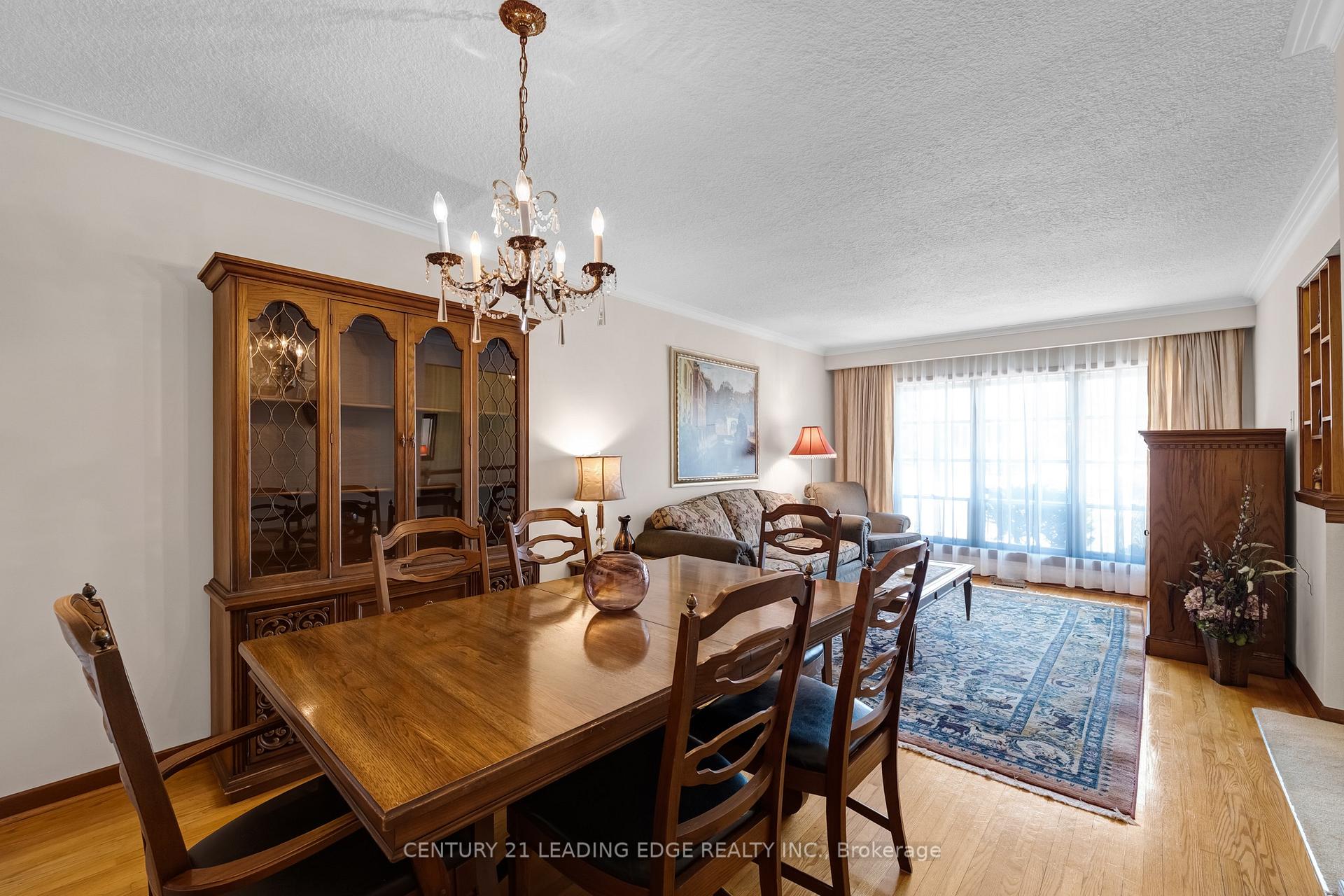 Photo 12 of 47 Shendale Drive, Etobicoke, Elms-Old Rexdale — HOMEH