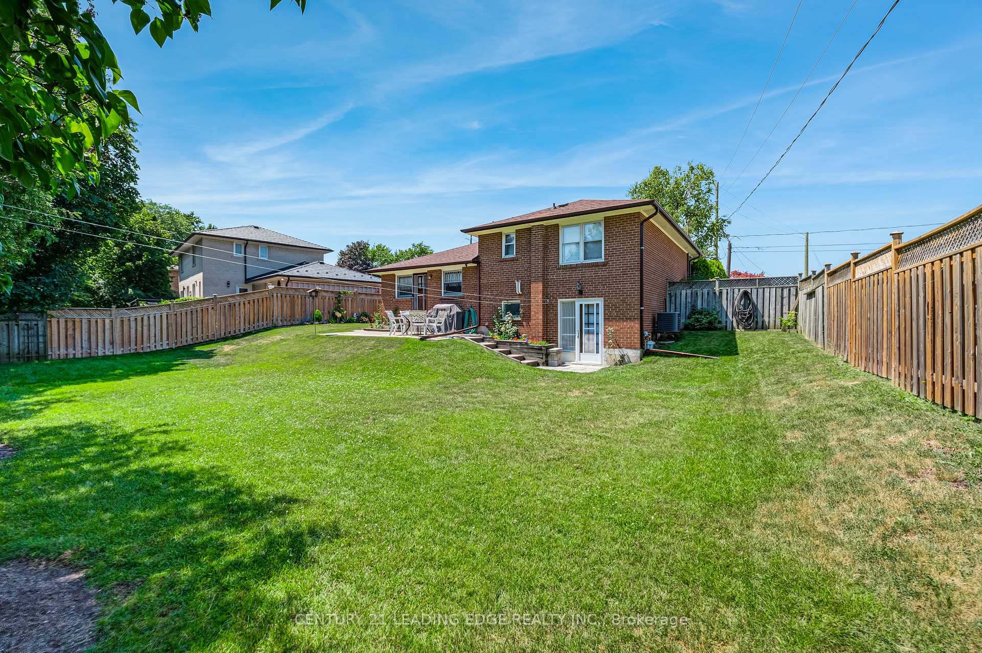 Photo 44 of 47 Shendale Drive, Etobicoke, Elms-Old Rexdale — HOMEH
