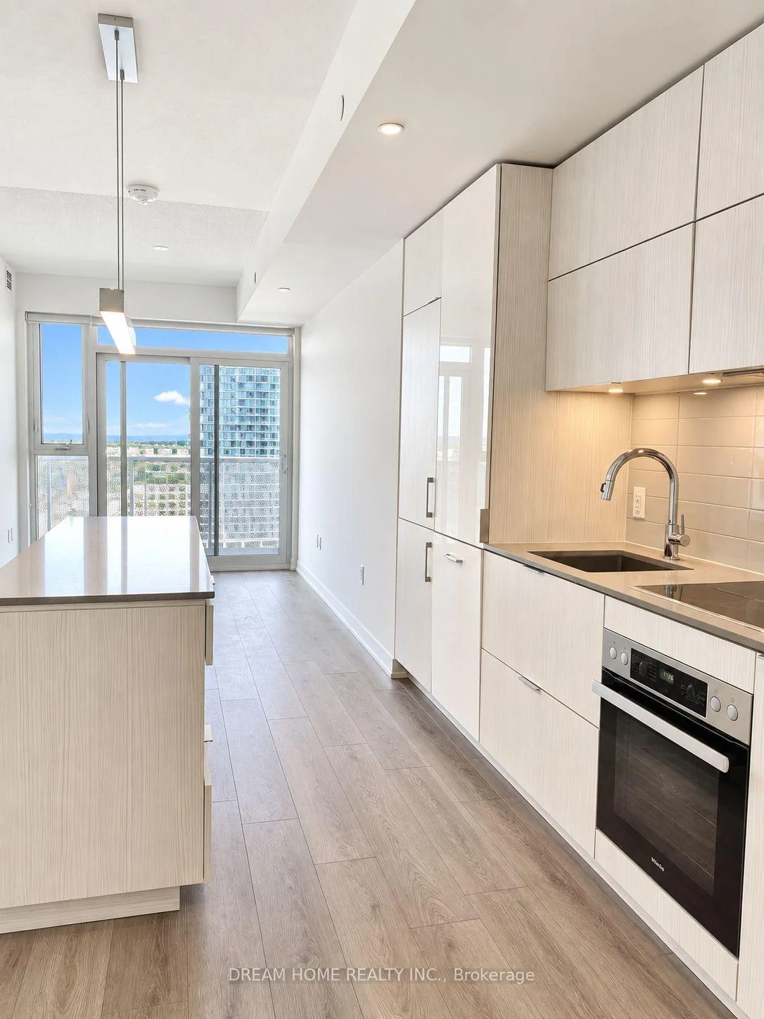 Photo 6 of Unit 1401, 20 Richardson Street, Toronto, Waterfront Communities — HOMEH