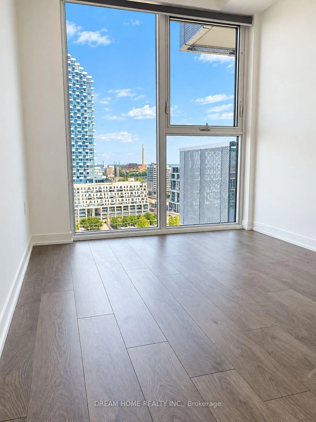 Photo 10 of Unit 1401, 20 Richardson Street, Toronto, Waterfront Communities — HOMEH