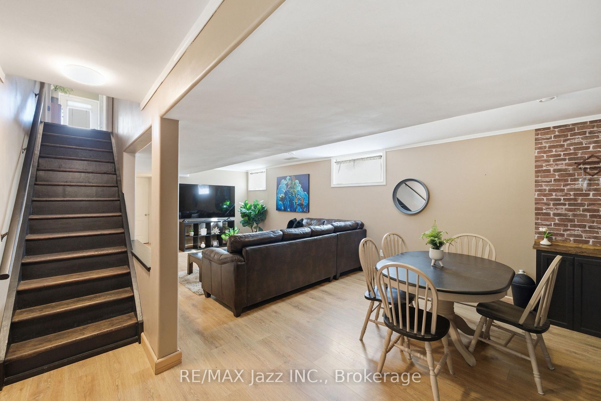 Photo 28 of 1 Cooper Court, Brighton — HOMEH