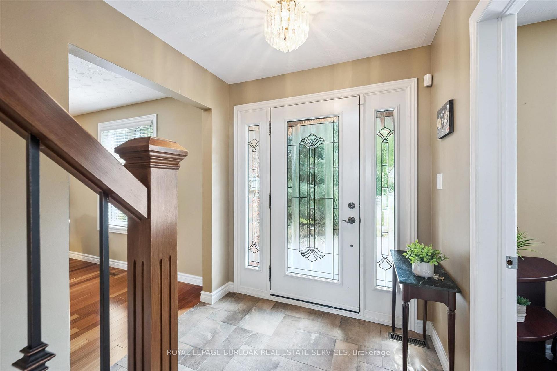 Photo 8 of 1 Chatterson Drive, Hamilton, Ancaster — HOMEH