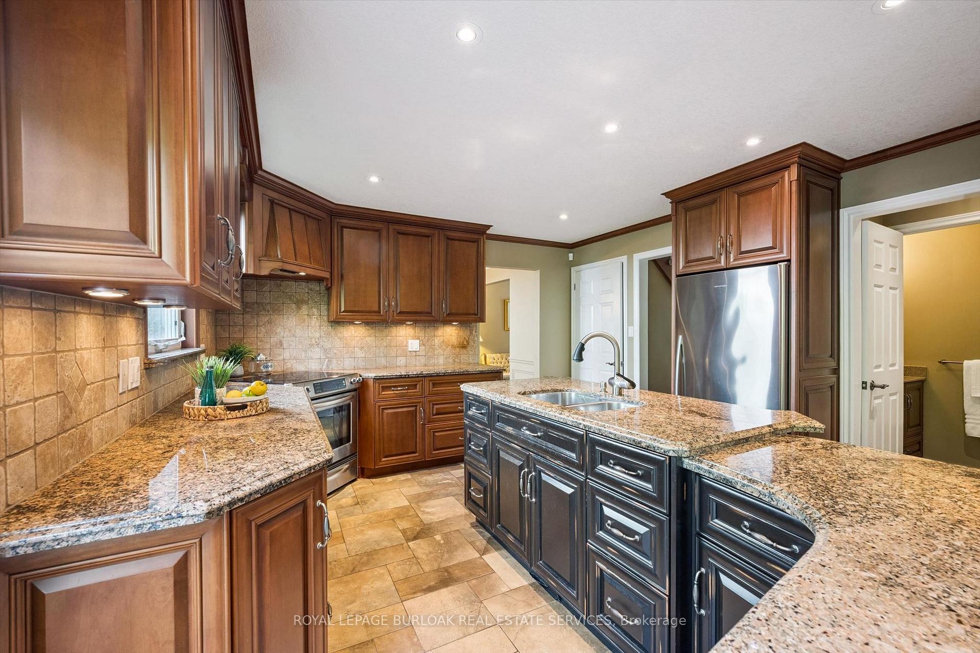 Photo 20 of 1 Chatterson Drive, Hamilton, Ancaster — HOMEH