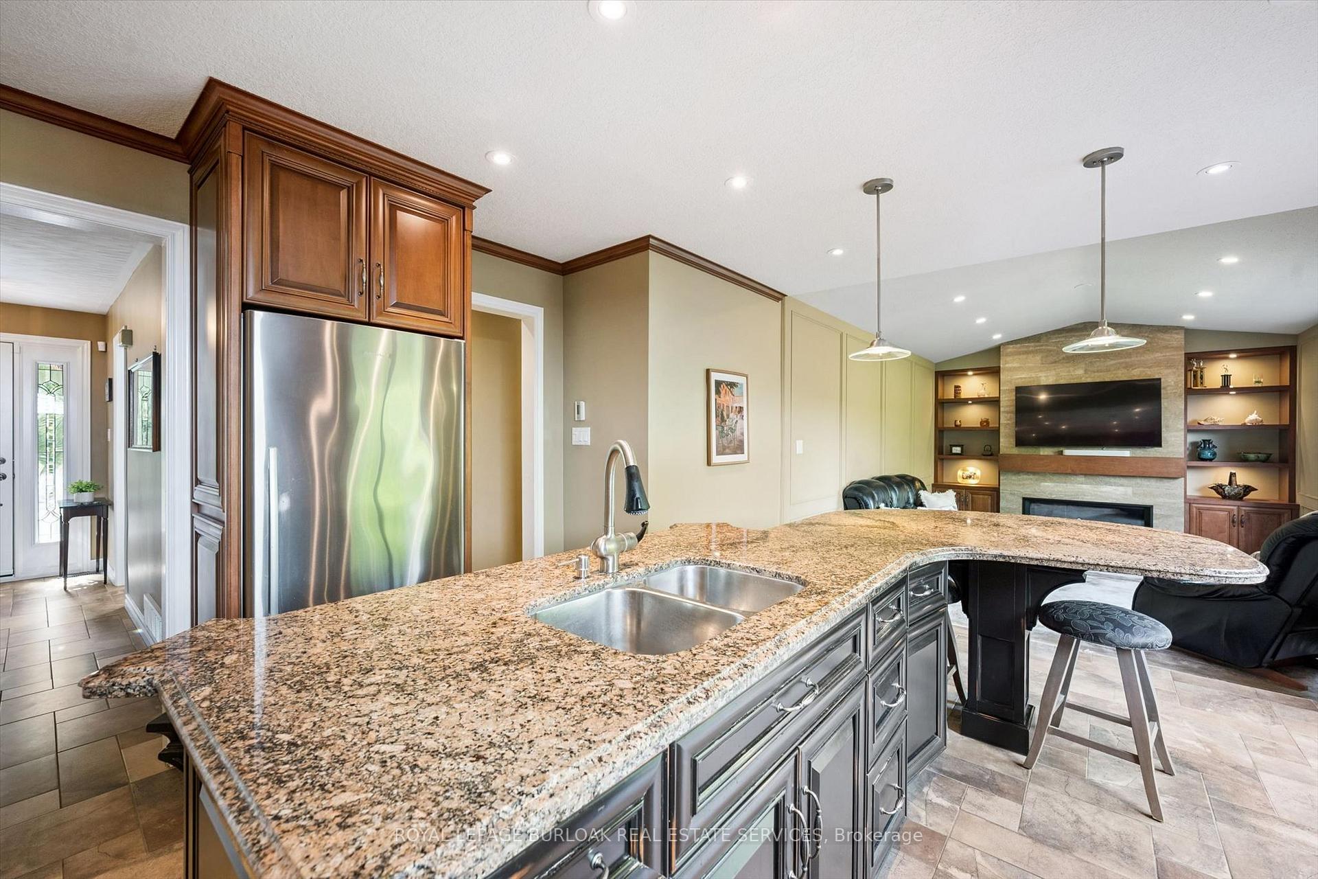 Photo 22 of 1 Chatterson Drive, Hamilton, Ancaster — HOMEH