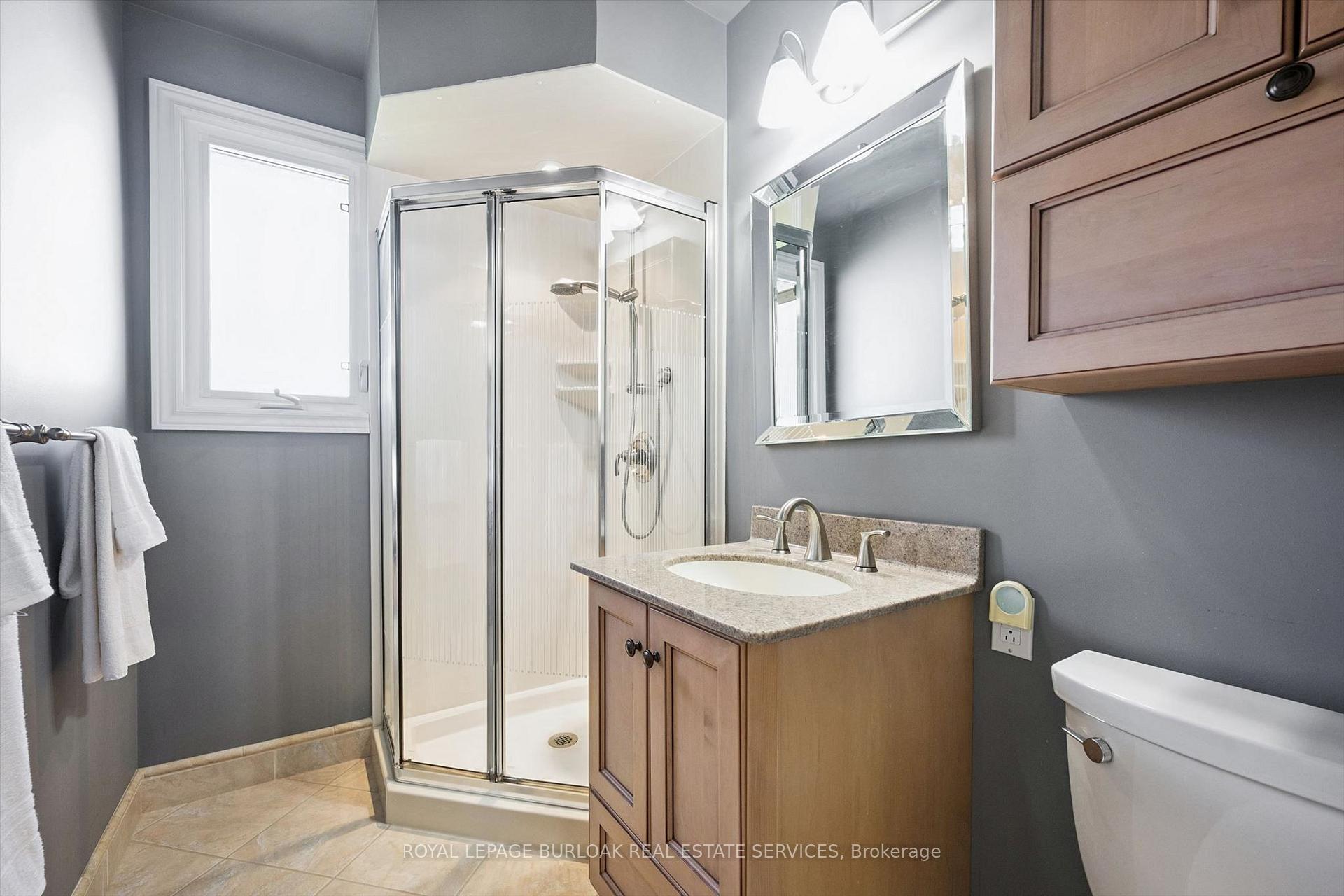 Photo 31 of 1 Chatterson Drive, Hamilton, Ancaster — HOMEH