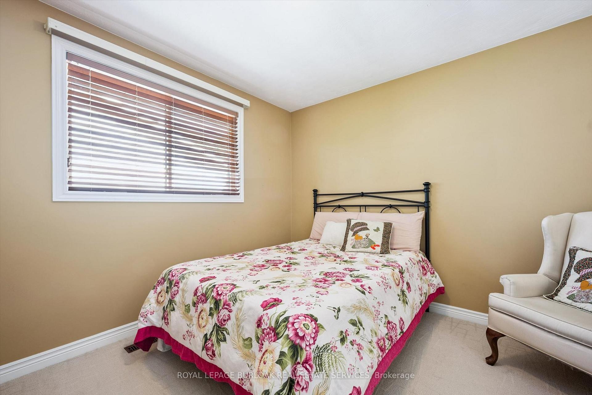 Photo 32 of 1 Chatterson Drive, Hamilton, Ancaster — HOMEH