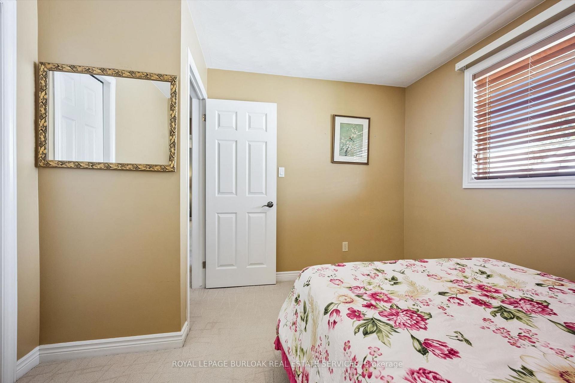 Photo 33 of 1 Chatterson Drive, Hamilton, Ancaster — HOMEH