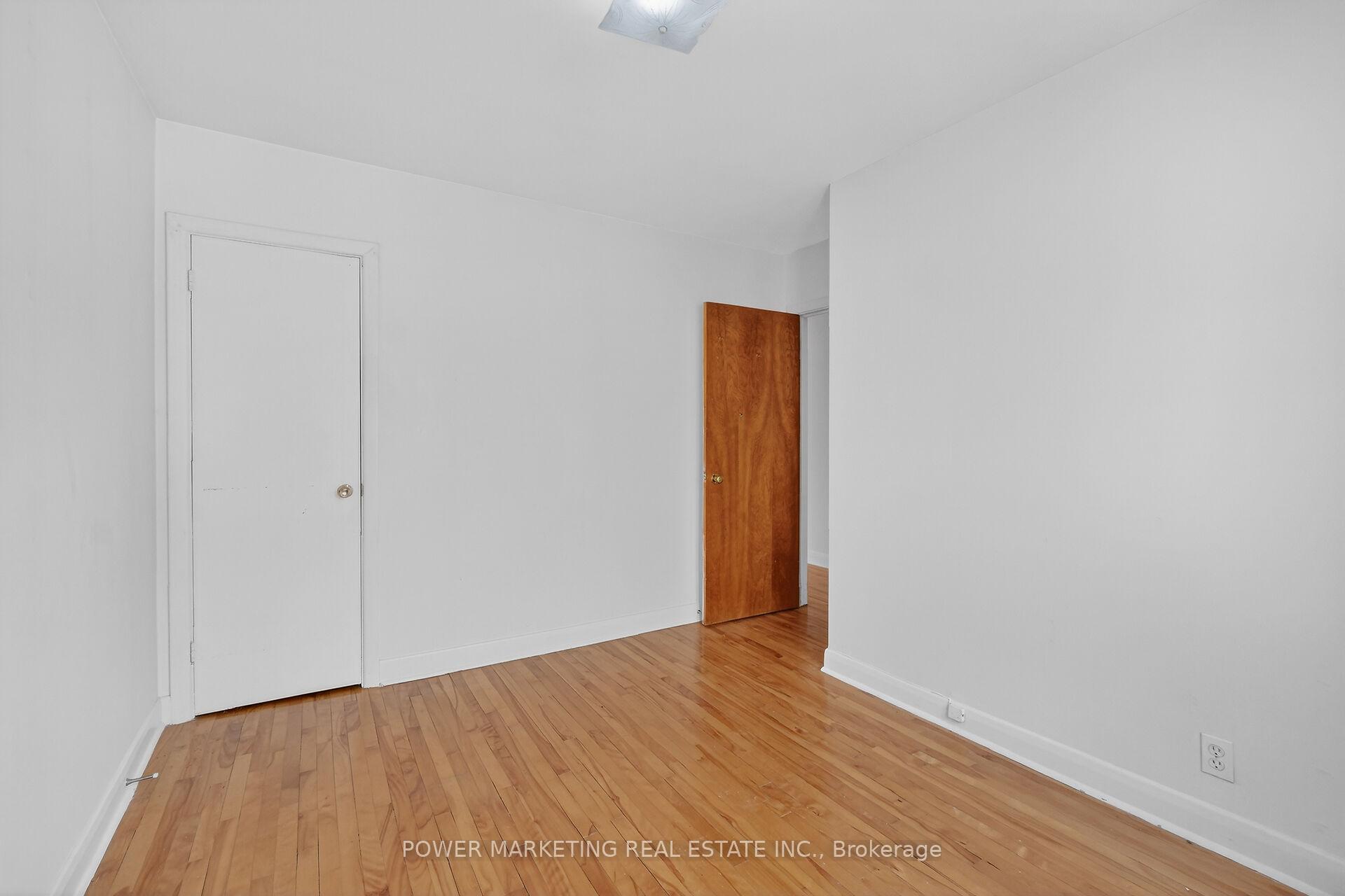 Photo 29 of 944 Eve Street, Ottawa, Overbrook/Castle Heights — HOMEH
