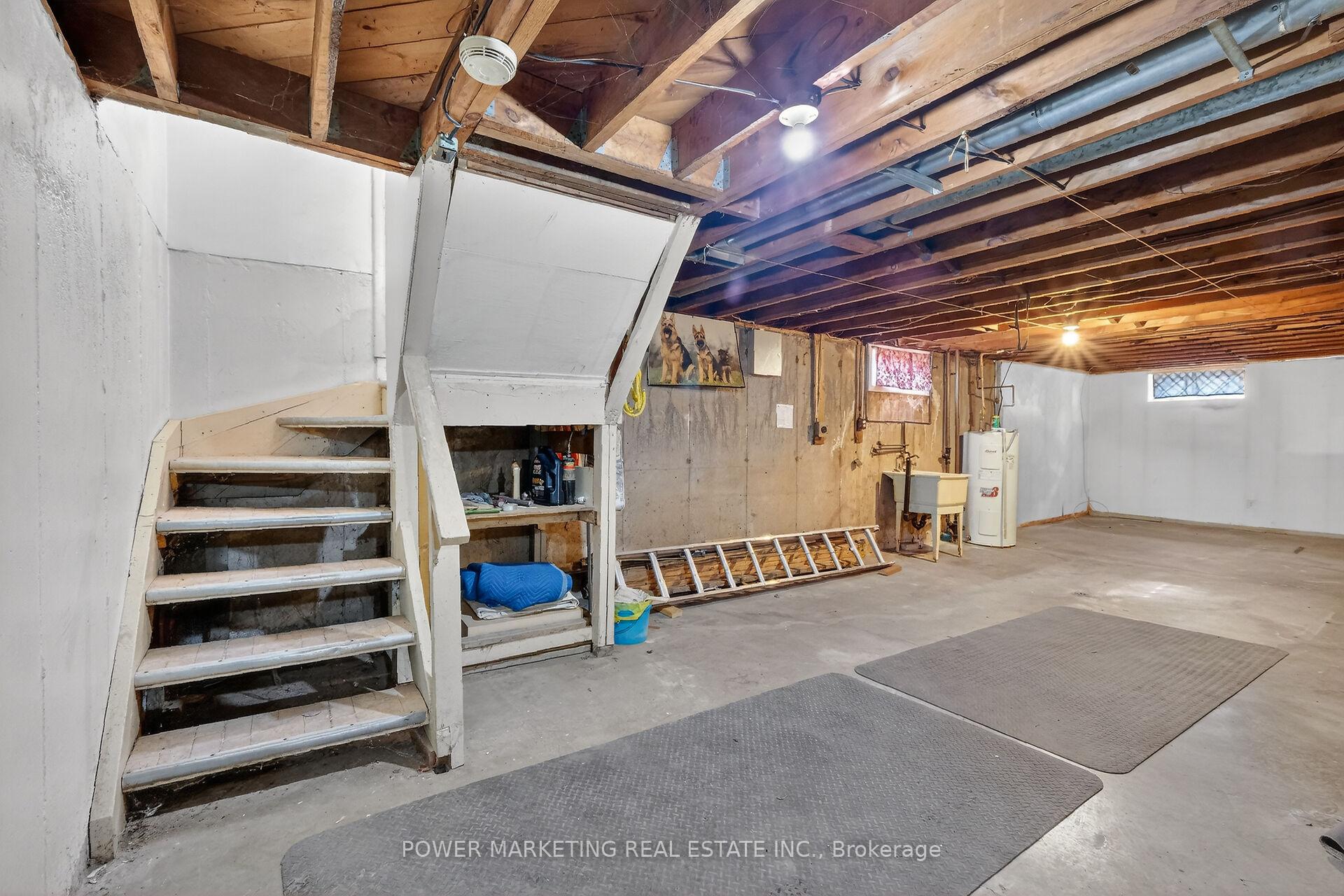 Photo 33 of 944 Eve Street, Ottawa, Overbrook/Castle Heights — HOMEH
