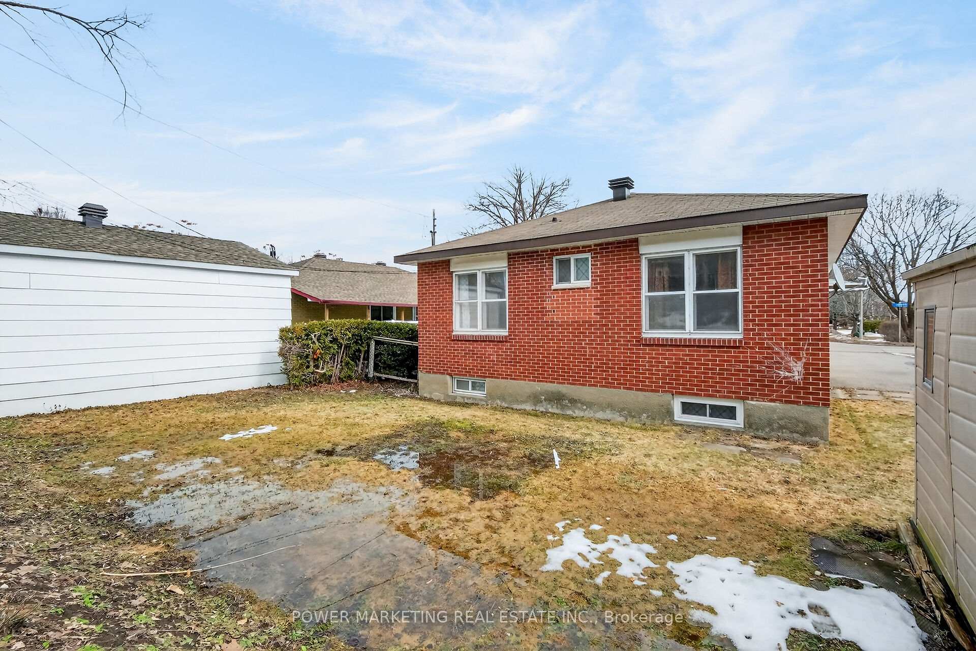 Photo 42 of 944 Eve Street, Ottawa, Overbrook/Castle Heights — HOMEH