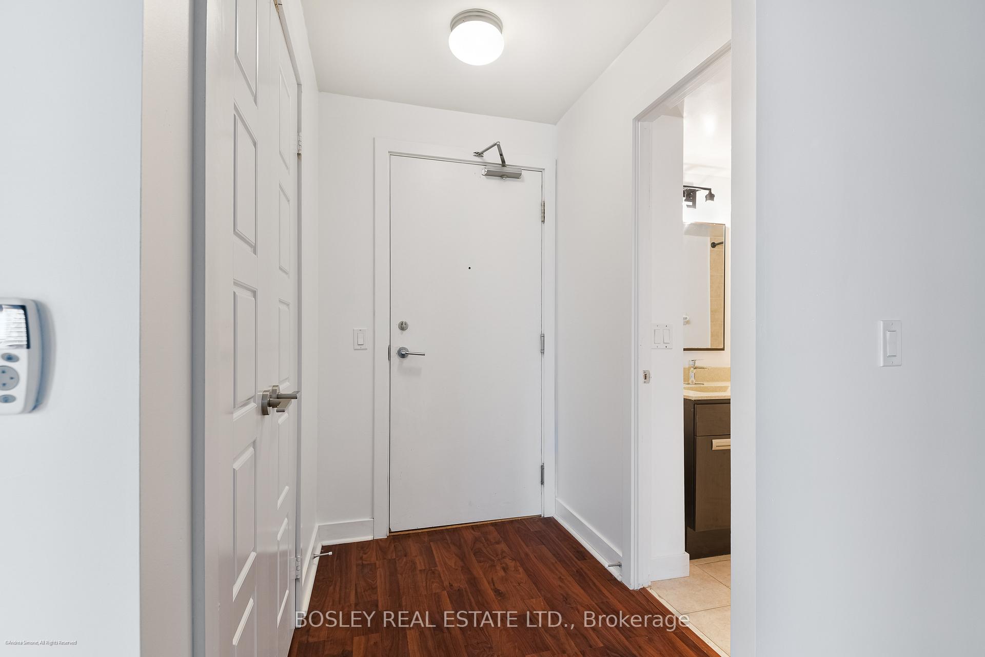 Photo 3 of Unit 1711, 100 Western Battery Road, Toronto, Niagara — HOMEH