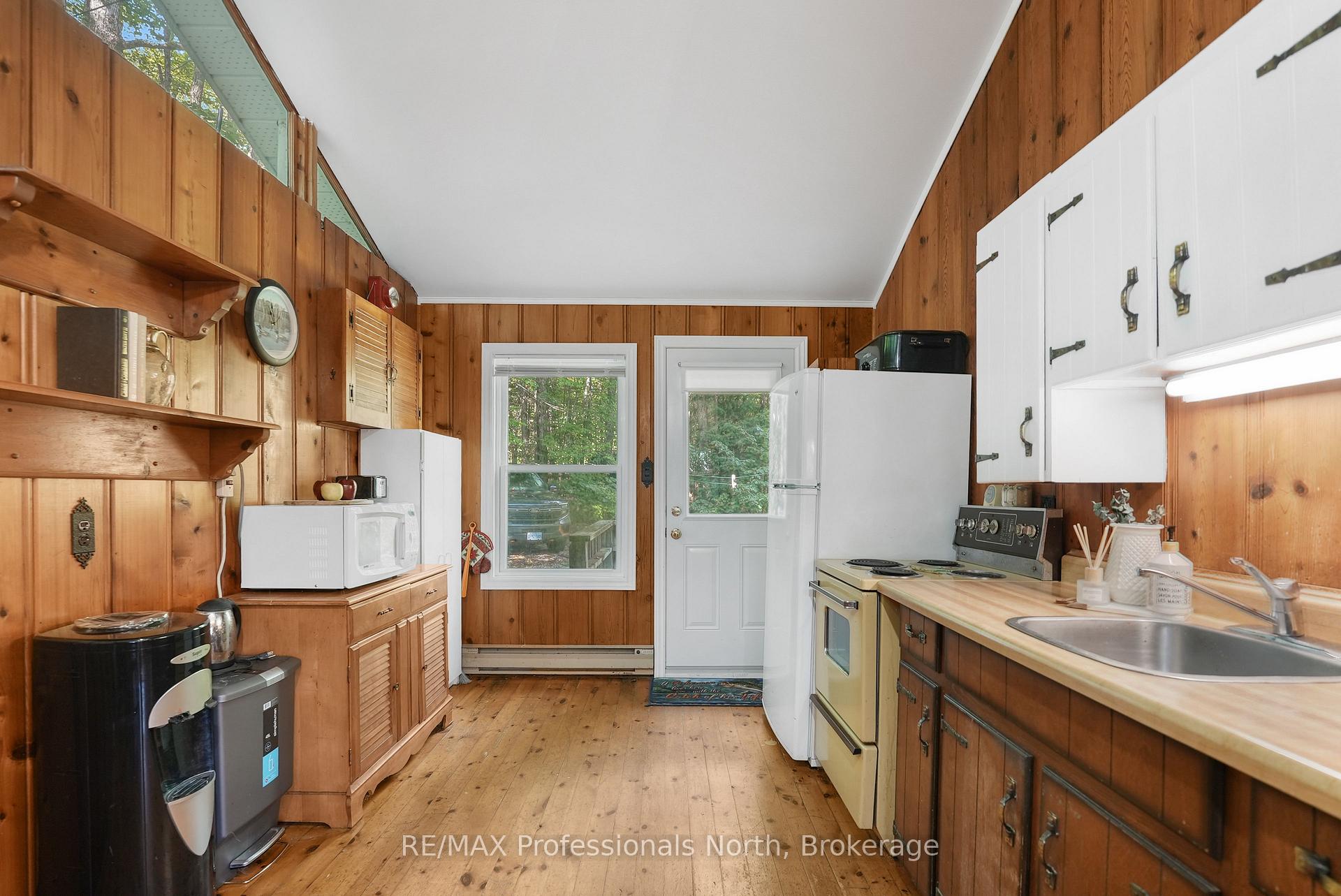 Photo 13 of 1010 Koch Trail, Highlands East, Glamorgan — HOMEH