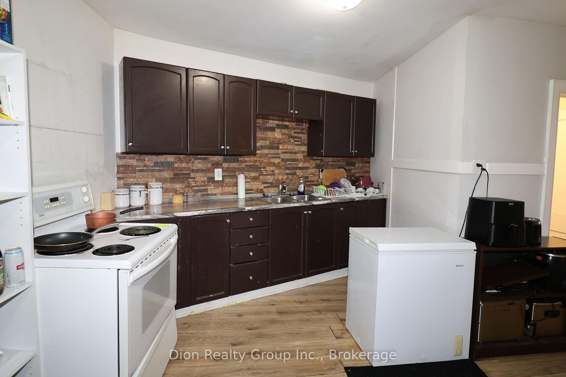 Photo 5 of 59 Second Street, Kirkland Lake — HOMEH