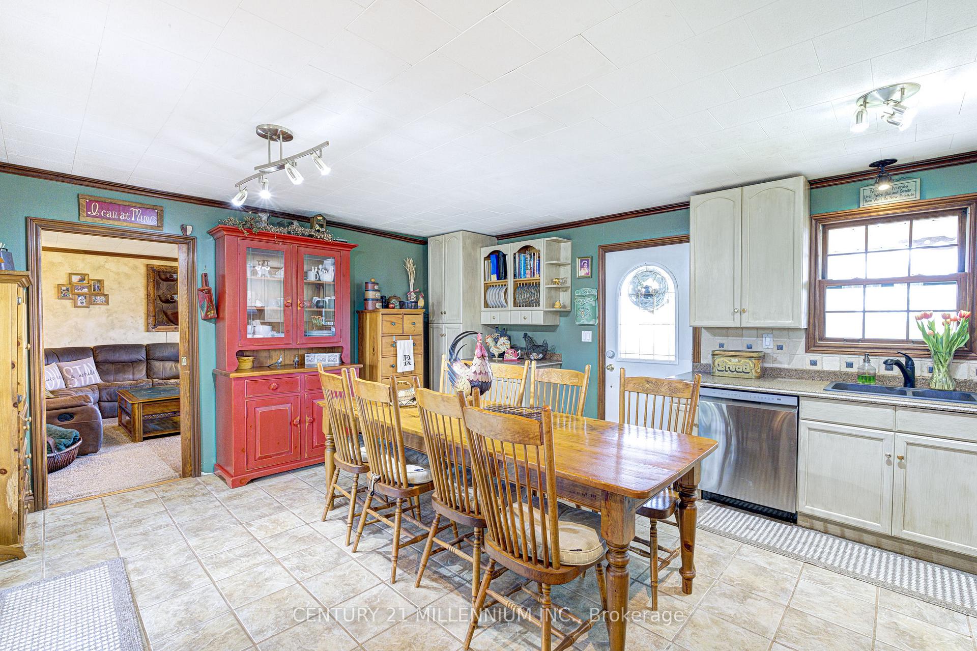 Photo 11 of 6046 3rd Line, Essa, Rural Essa — HOMEH