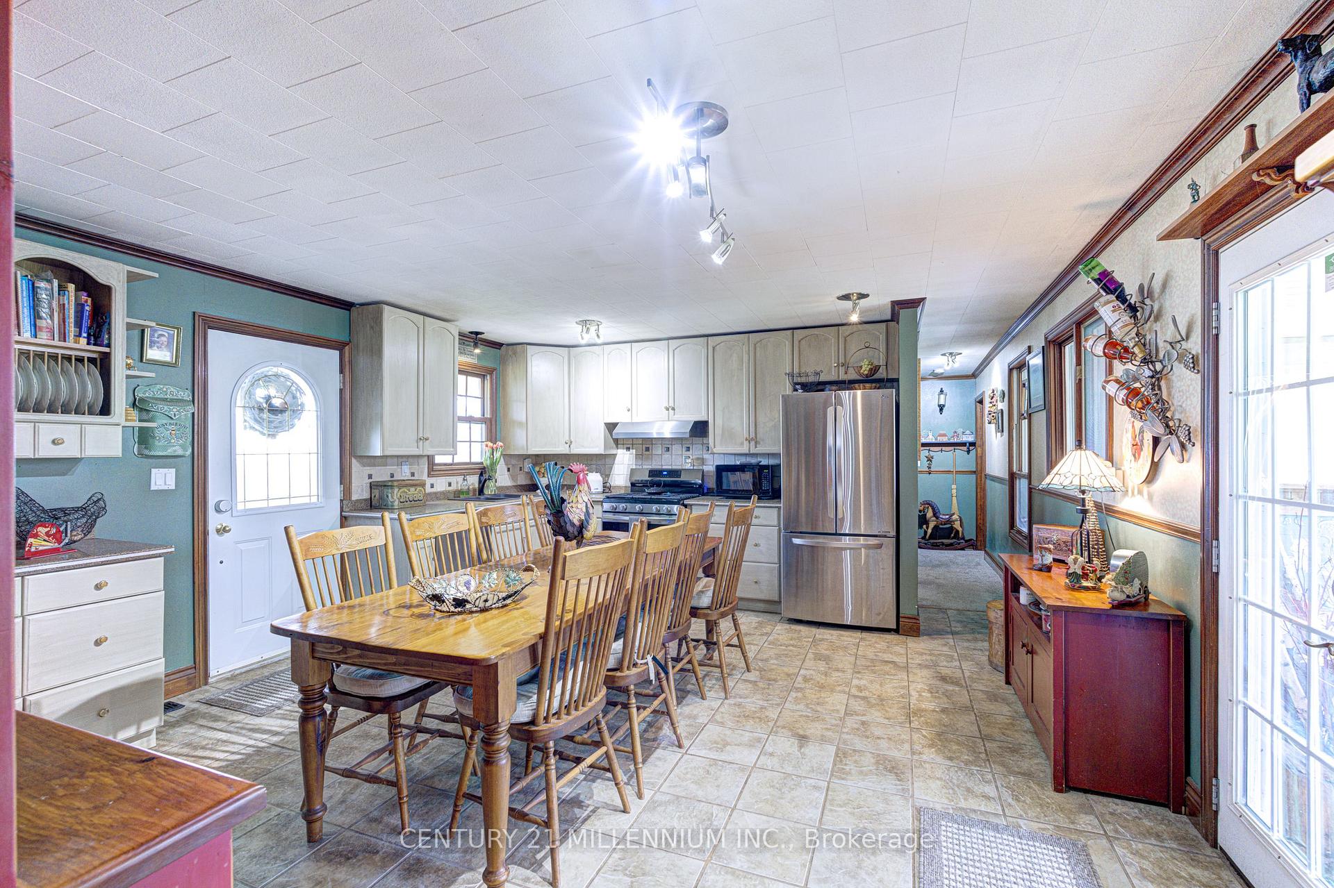 Photo 15 of 6046 3rd Line, Essa, Rural Essa — HOMEH