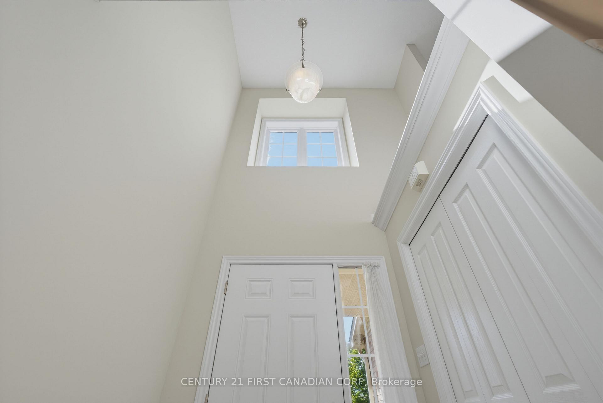 Photo 6 of 1748 Ennismore Crescent, London, North E — HOMEH