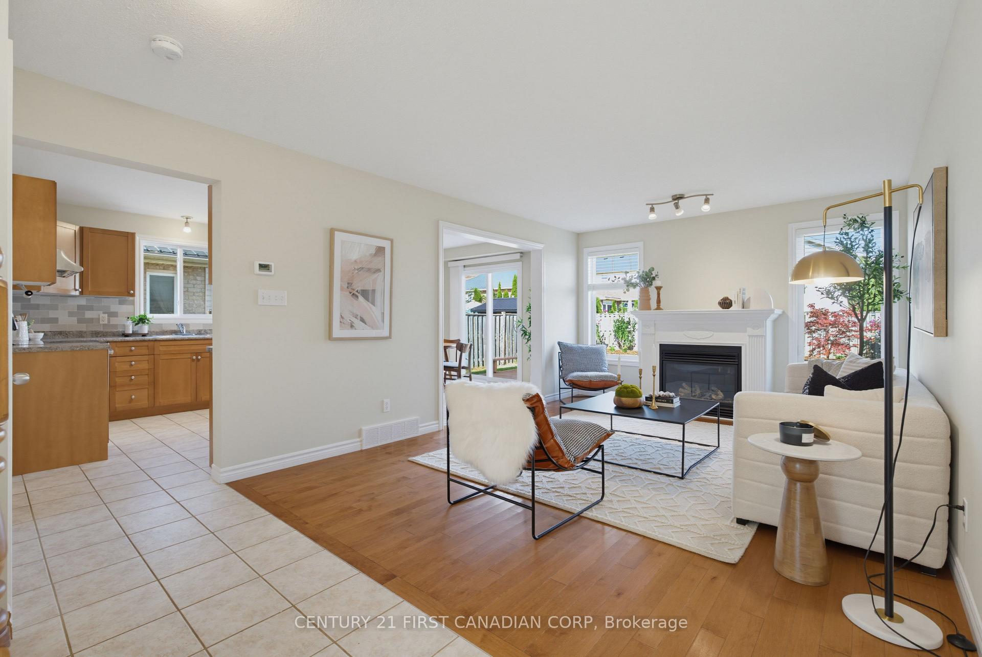 Photo 7 of 1748 Ennismore Crescent, London, North E — HOMEH