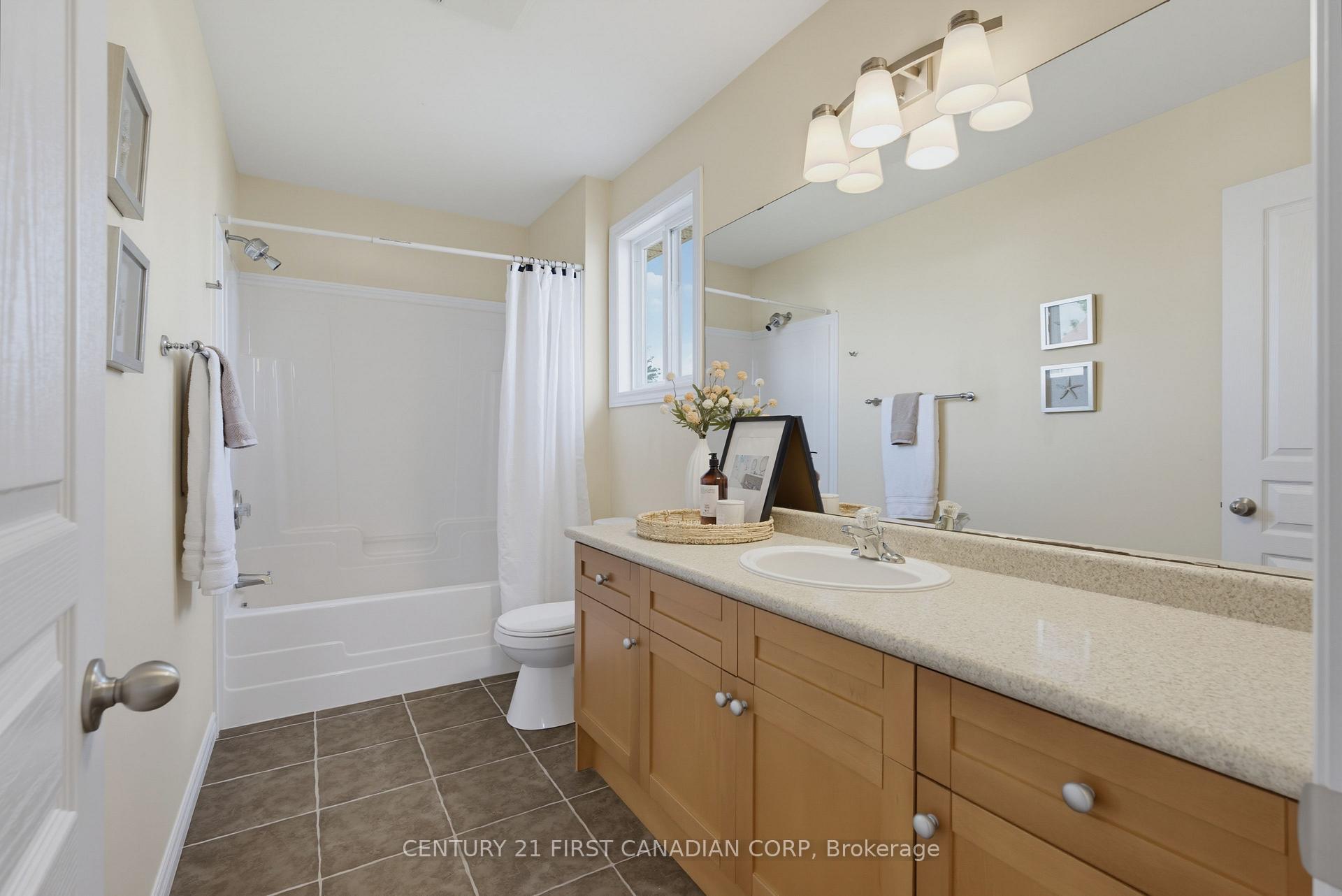 Photo 32 of 1748 Ennismore Crescent, London, North E — HOMEH