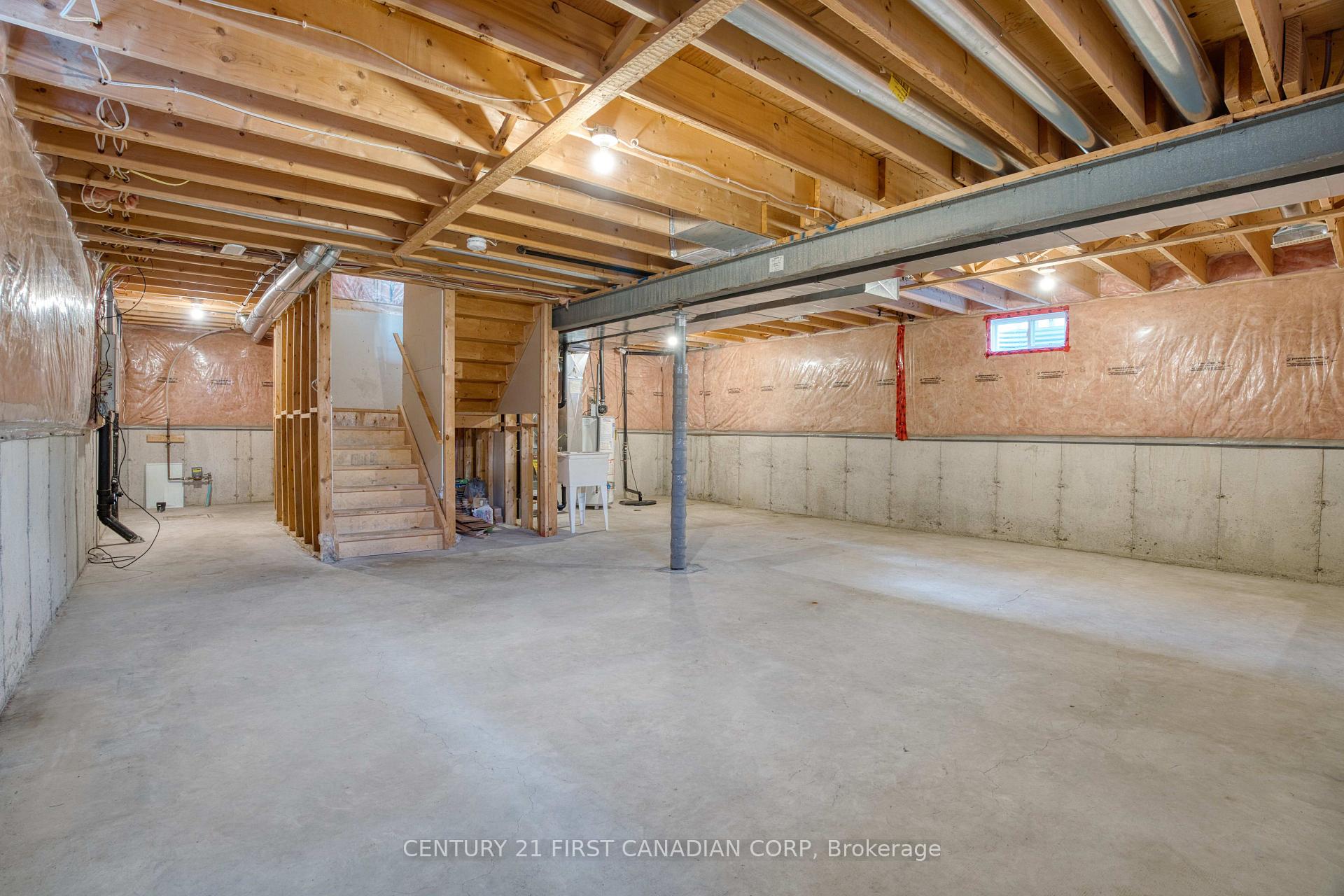 Photo 40 of 1748 Ennismore Crescent, London, North E — HOMEH