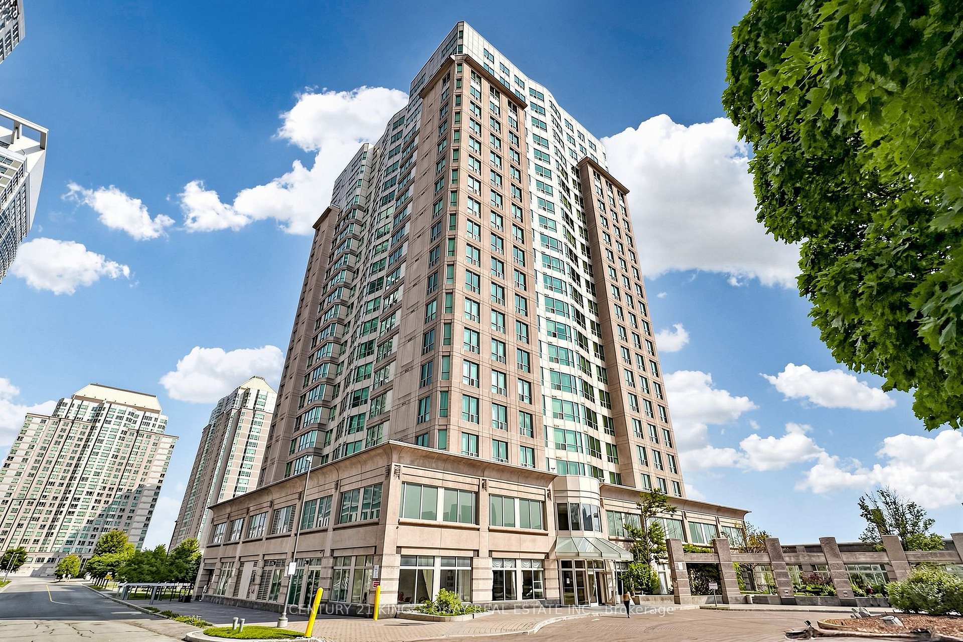 Photo 3 of Unit 1709, 8 Lee Centre Drive, Scarborough, Woburn — HOMEH