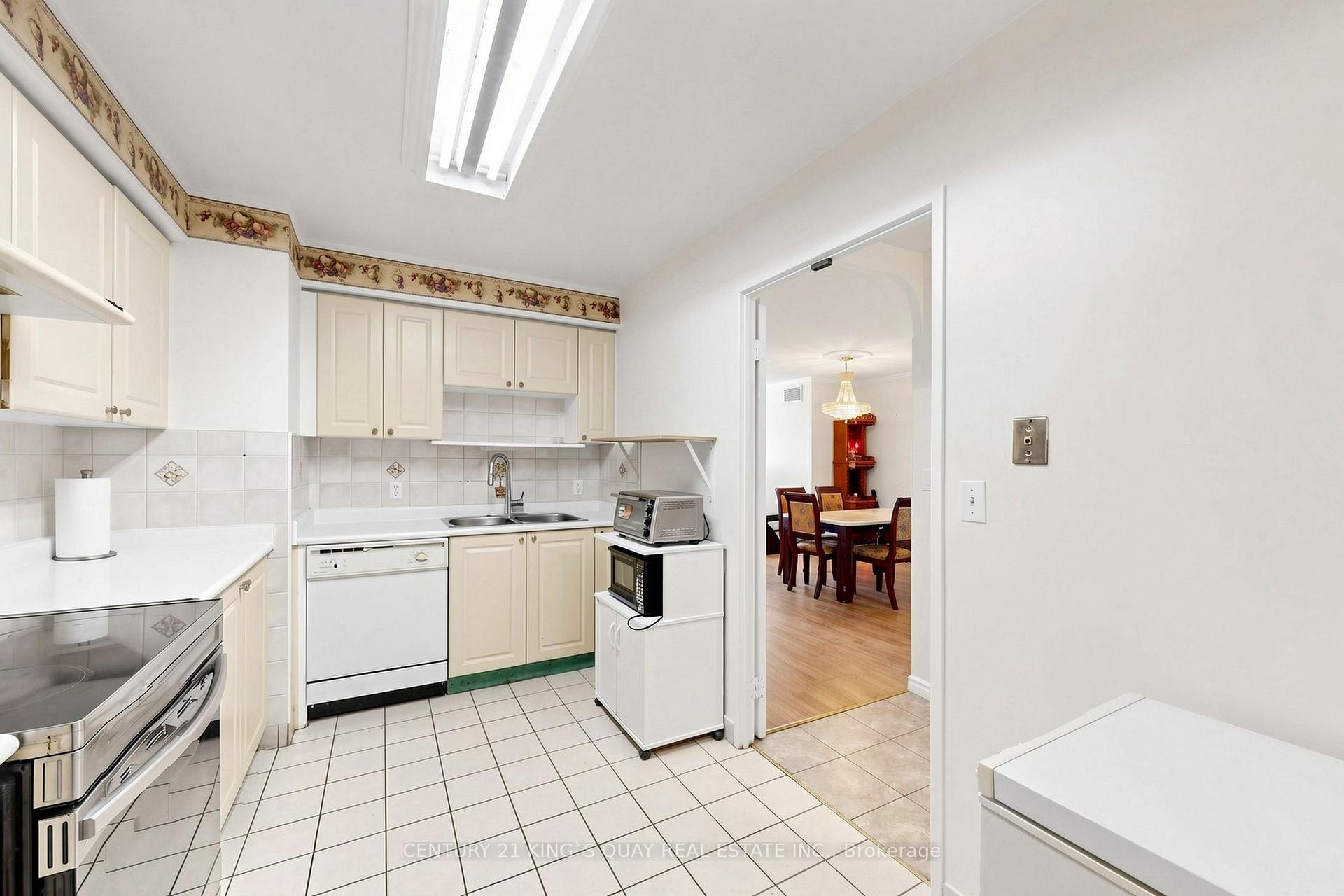 Photo 18 of Unit 1709, 8 Lee Centre Drive, Scarborough, Woburn — HOMEH
