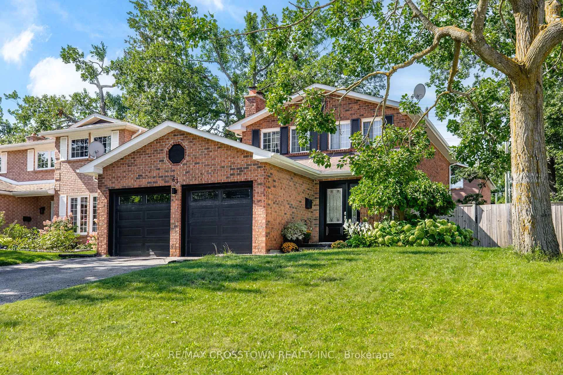 Photo 2 of 63 Oakridge Drive, Barrie, Sunnidale — HOMEH
