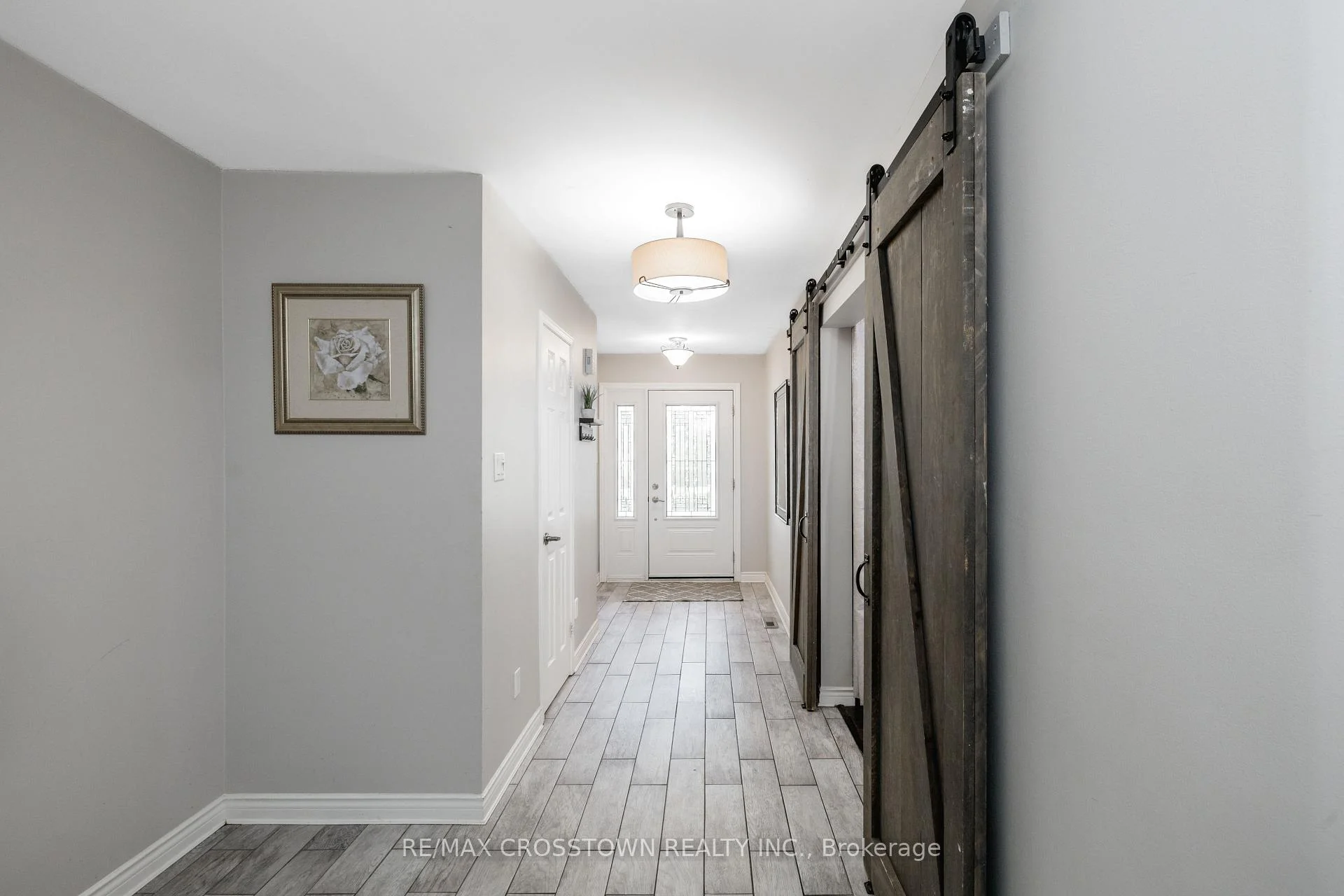 Photo 7 of 63 Oakridge Drive, Barrie, Sunnidale — HOMEH