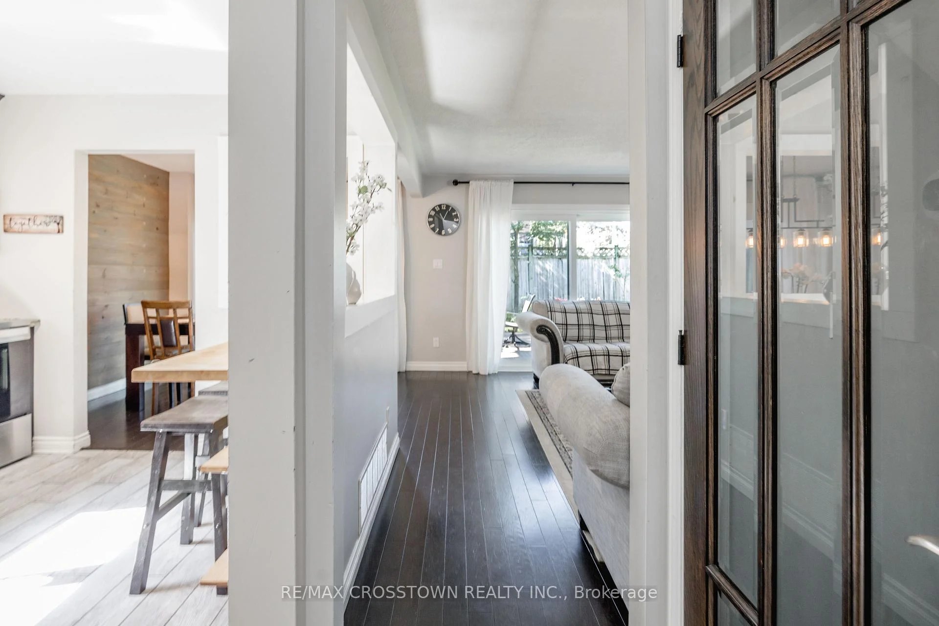 Photo 34 of 63 Oakridge Drive, Barrie, Sunnidale — HOMEH