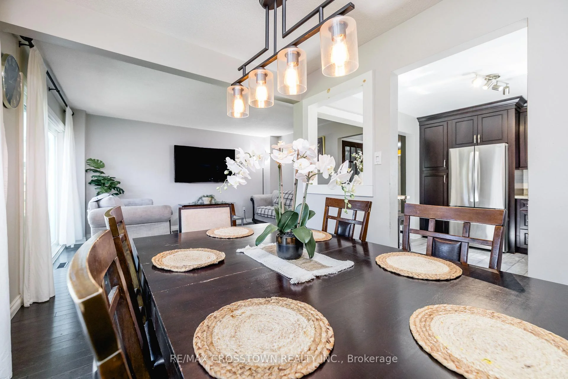 Photo 38 of 63 Oakridge Drive, Barrie, Sunnidale — HOMEH