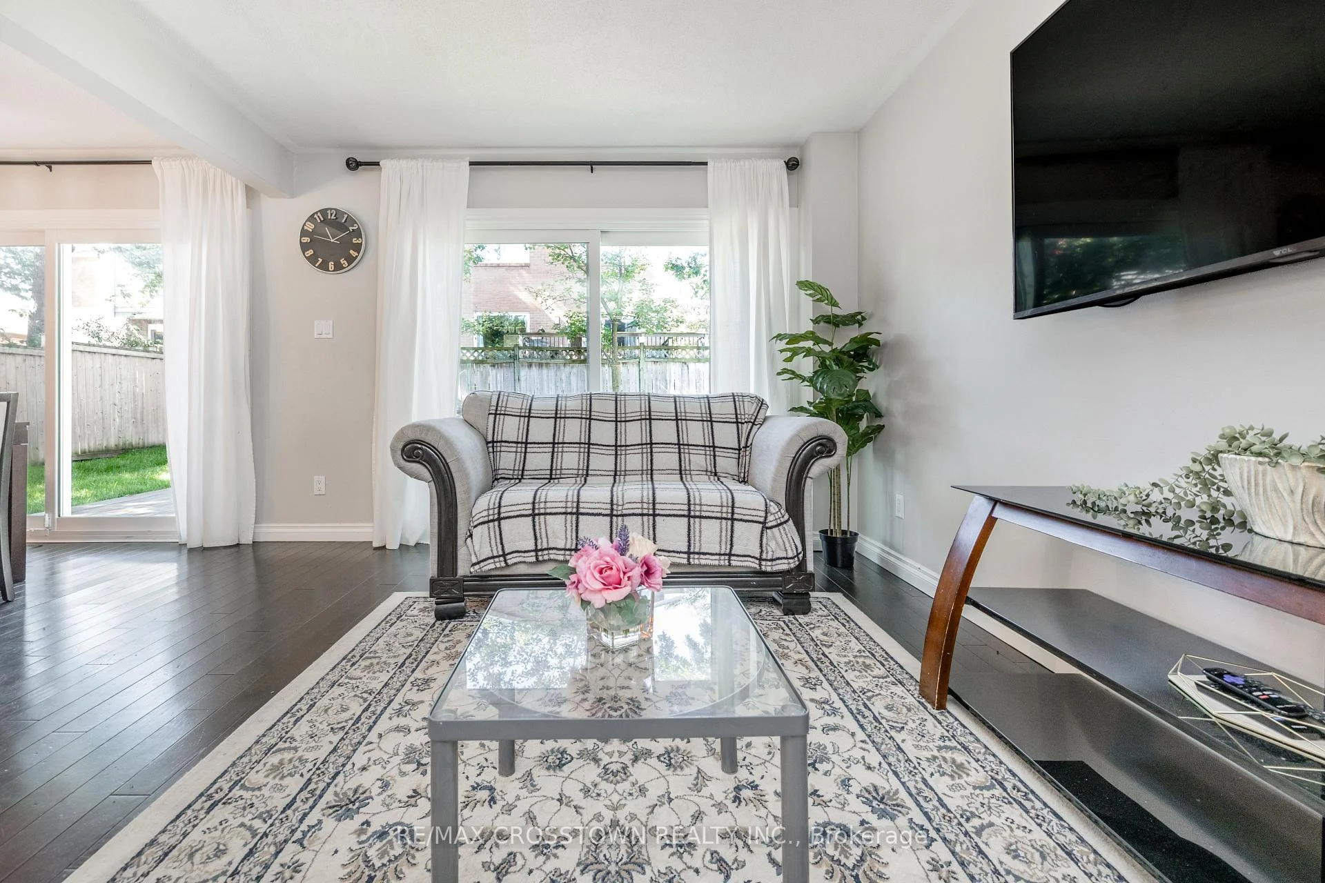 Photo 55 of 63 Oakridge Drive, Barrie, Sunnidale — HOMEH
